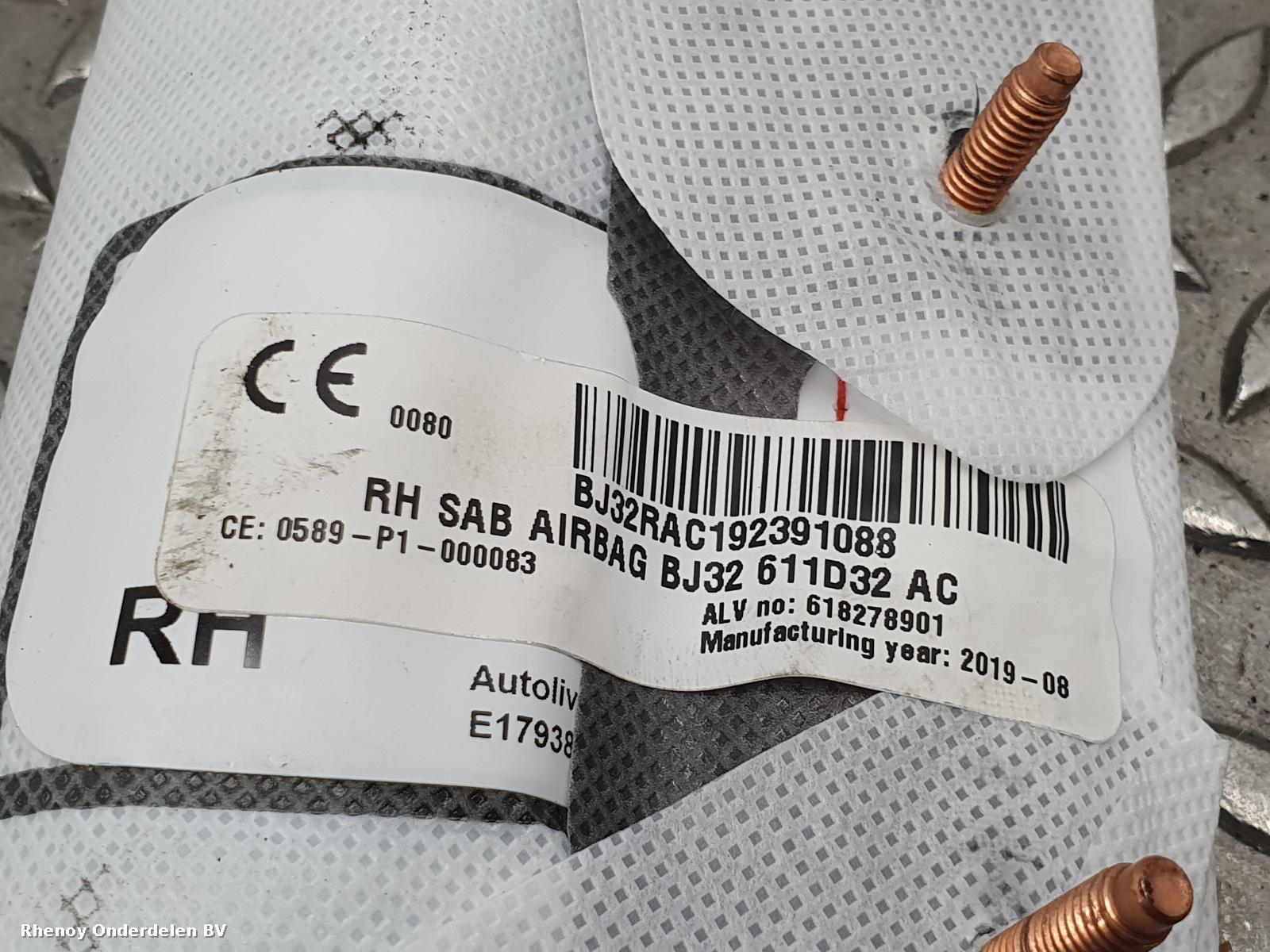 View Auto part AIRBAG RECHTS LAND ROVER DISCOVERY SPORT 2020