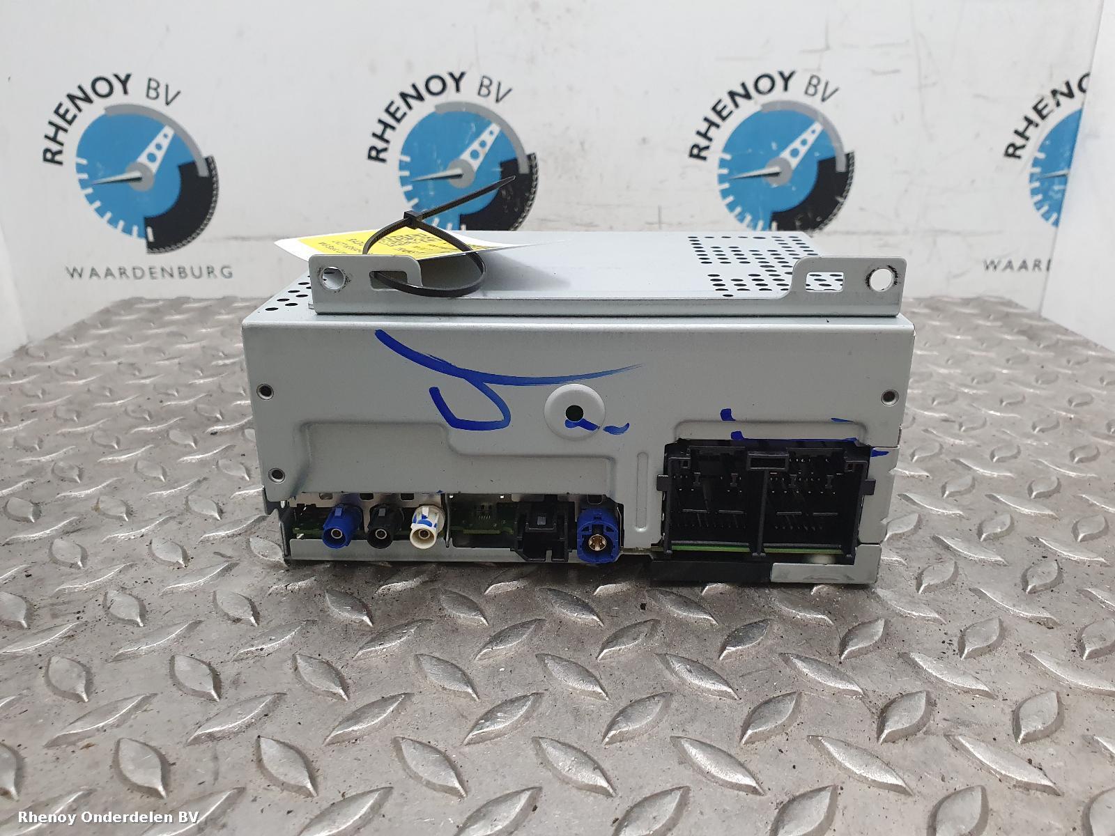 Bekijk Auto-onderdeel RADIO FORD TRANSIT 2020