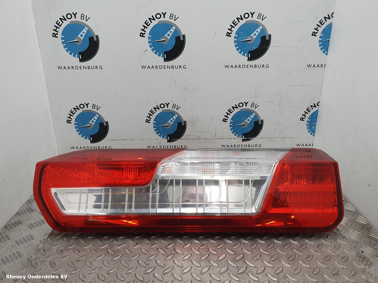 Bekijk Auto-onderdeel ACHTERLICHT L FORD TRANSIT 2020