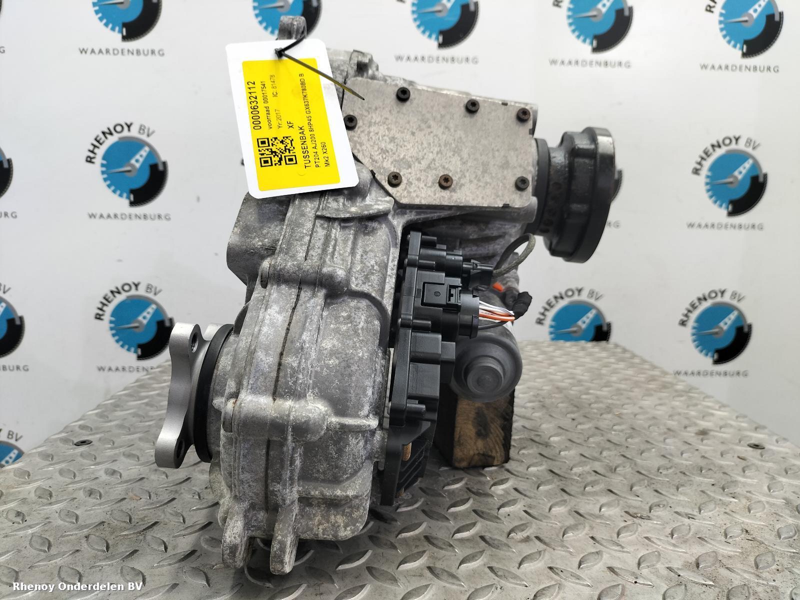 View Auto part TUSSENBAK JAGUAR XF 2017