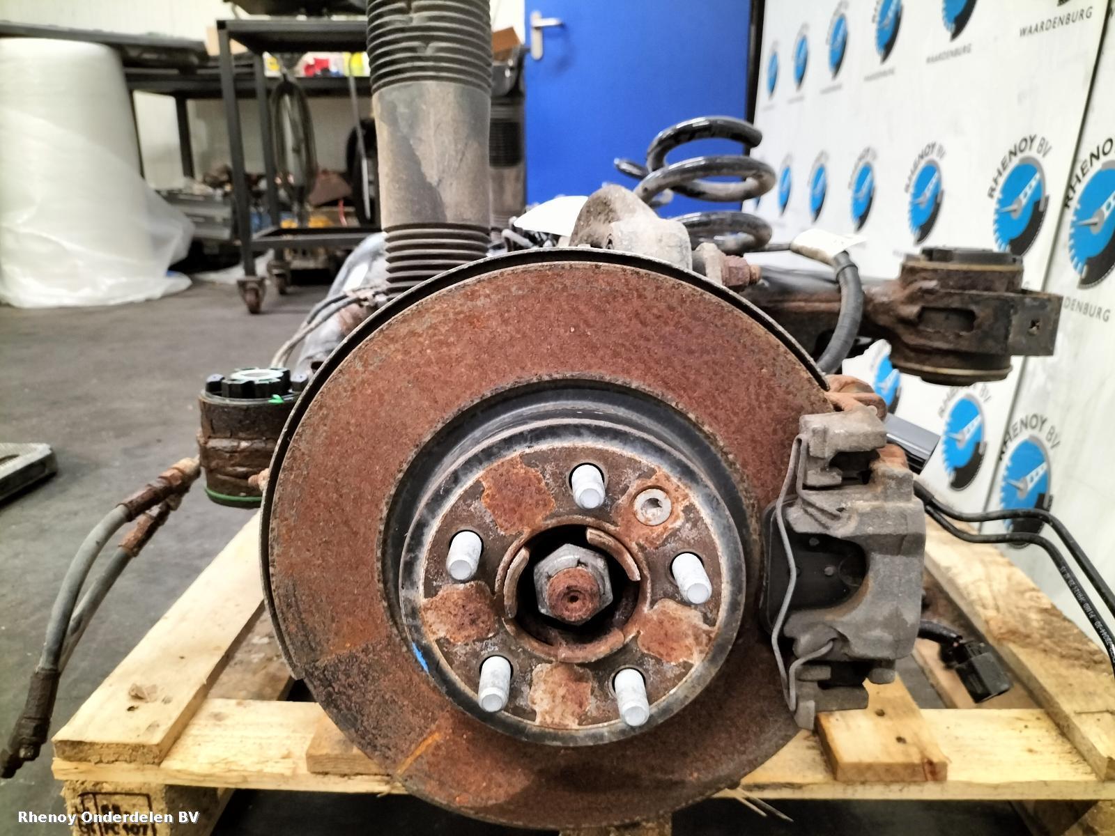 View Auto part OPHANGING ACHTER COMPLEET LAND ROVER DISCOVERY SPORT 2015