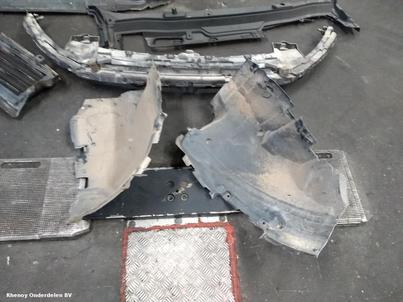 View Auto part VOORKOP COMPLEET LAND ROVER DISCOVERY SPORT 2019