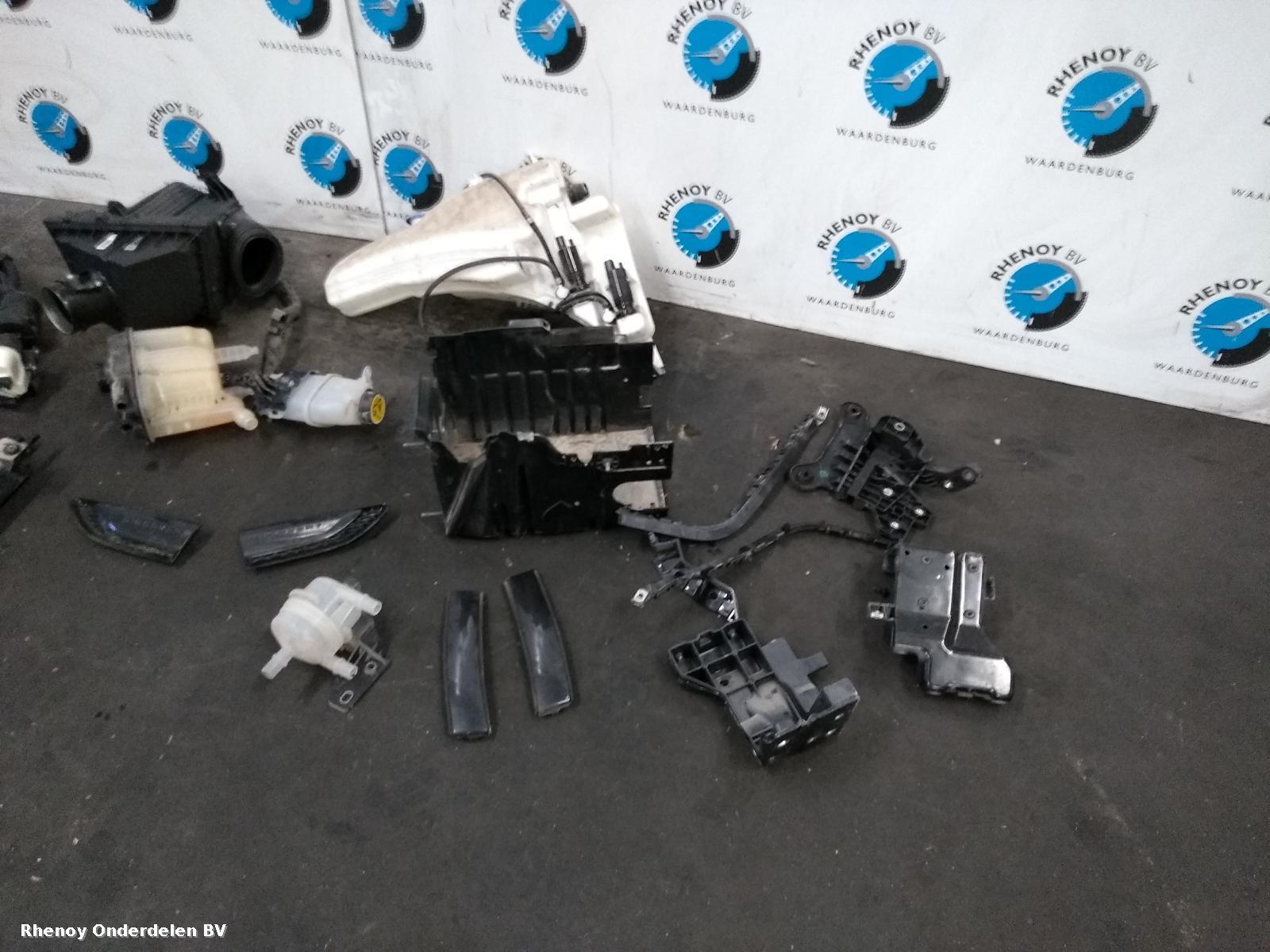 View Auto part VOORKOP COMPLEET LAND ROVER DISCOVERY SPORT 2019