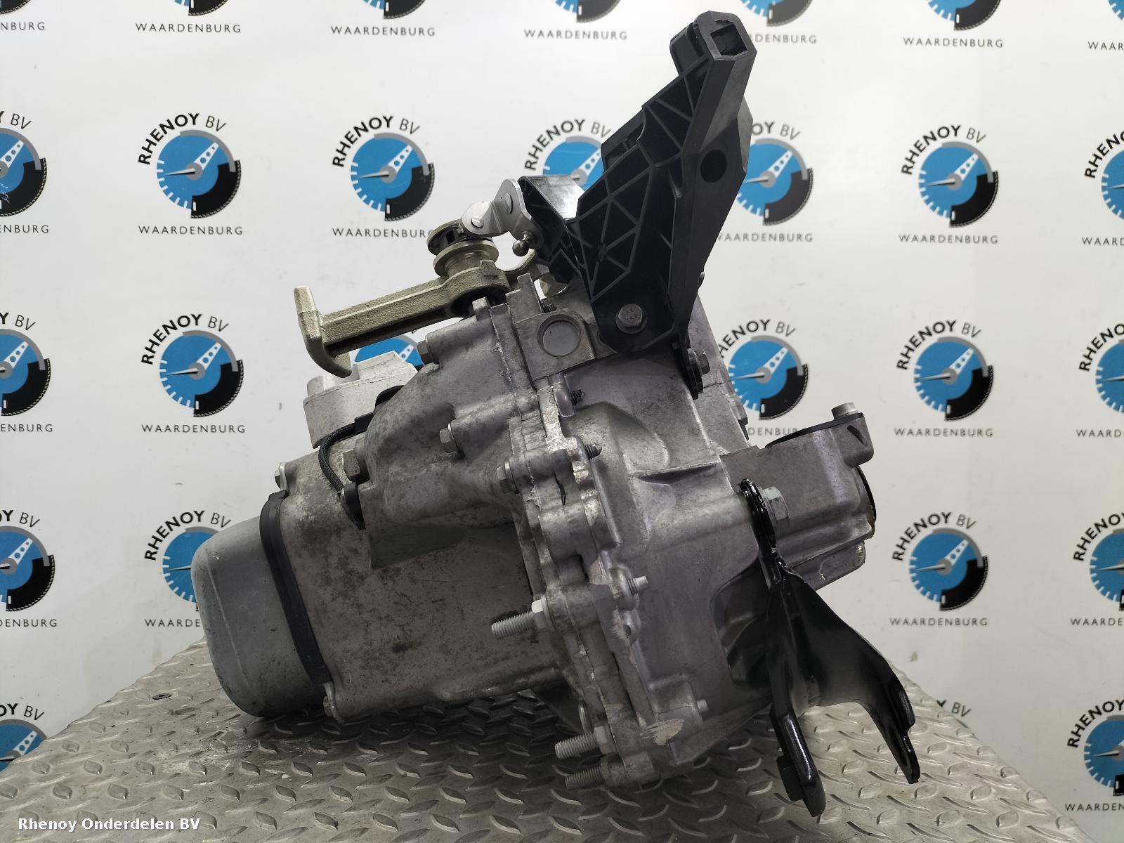 2022 OPEL / VAUXHALL CORSA TRANSMISSIE / VERSNELLINGSBAK View Auto part TRANSMISSIE / VERSNELLINGSBAK OPEL / VAUXHALL CORSA 2022