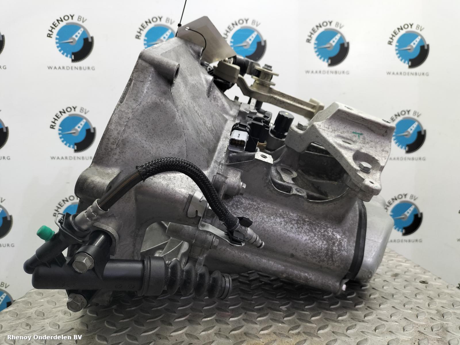 2022 OPEL / VAUXHALL CORSA TRANSMISSIE / VERSNELLINGSBAK View Auto part TRANSMISSIE / VERSNELLINGSBAK OPEL / VAUXHALL CORSA 2022