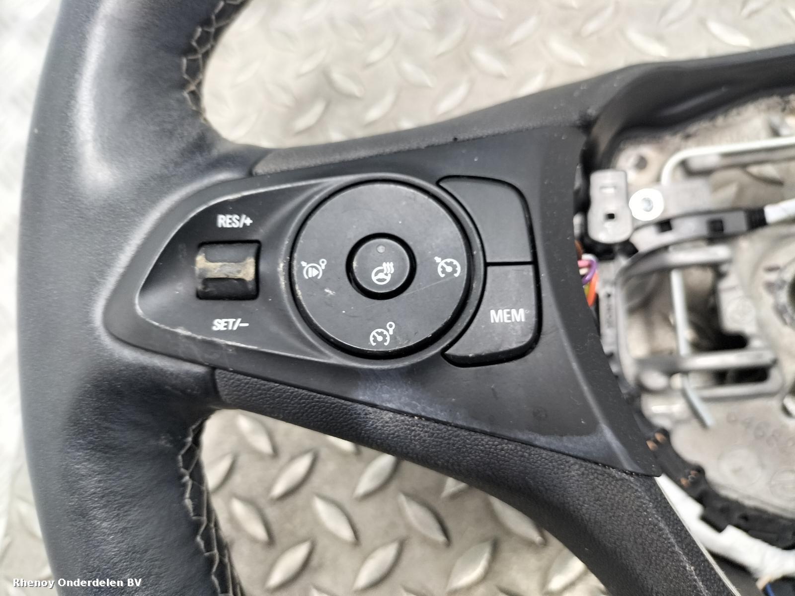 2021 VAUXHALL / OPEL CORSA Steering Wheel View Auto part Steering Wheel VAUXHALL / OPEL CORSA 2021