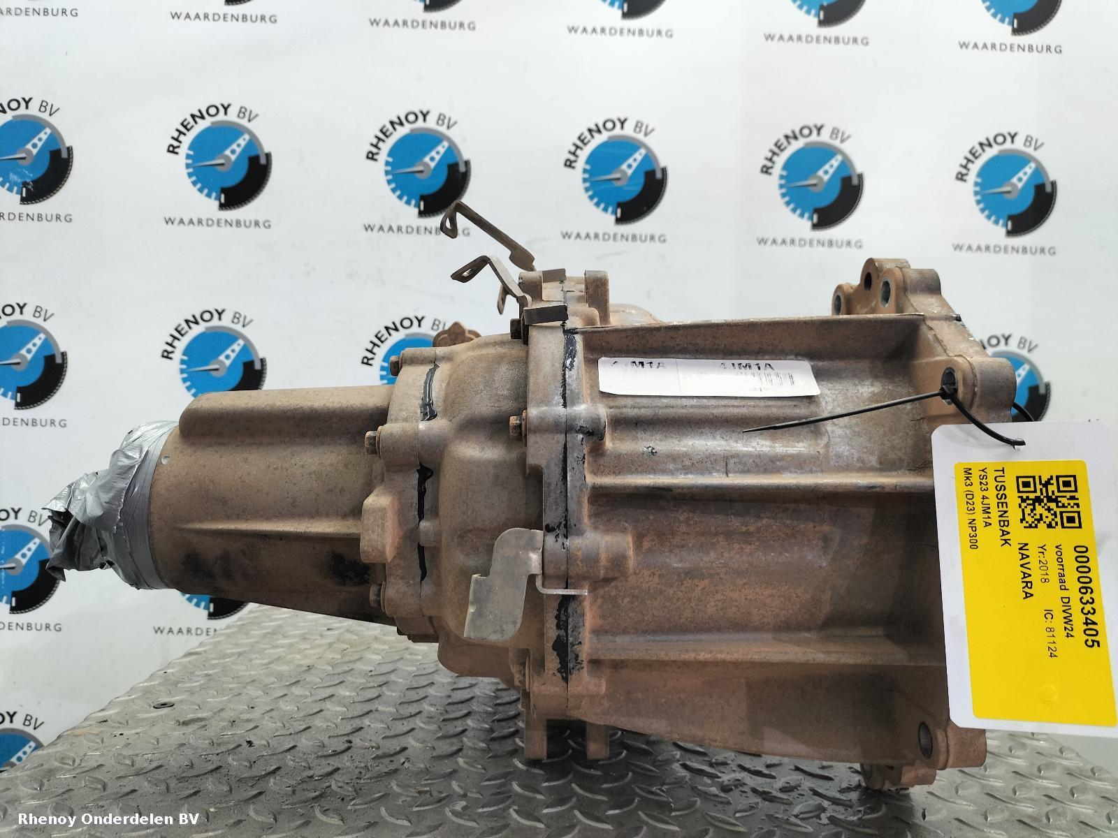 View Auto part TUSSENBAK NISSAN NAVARA 2018