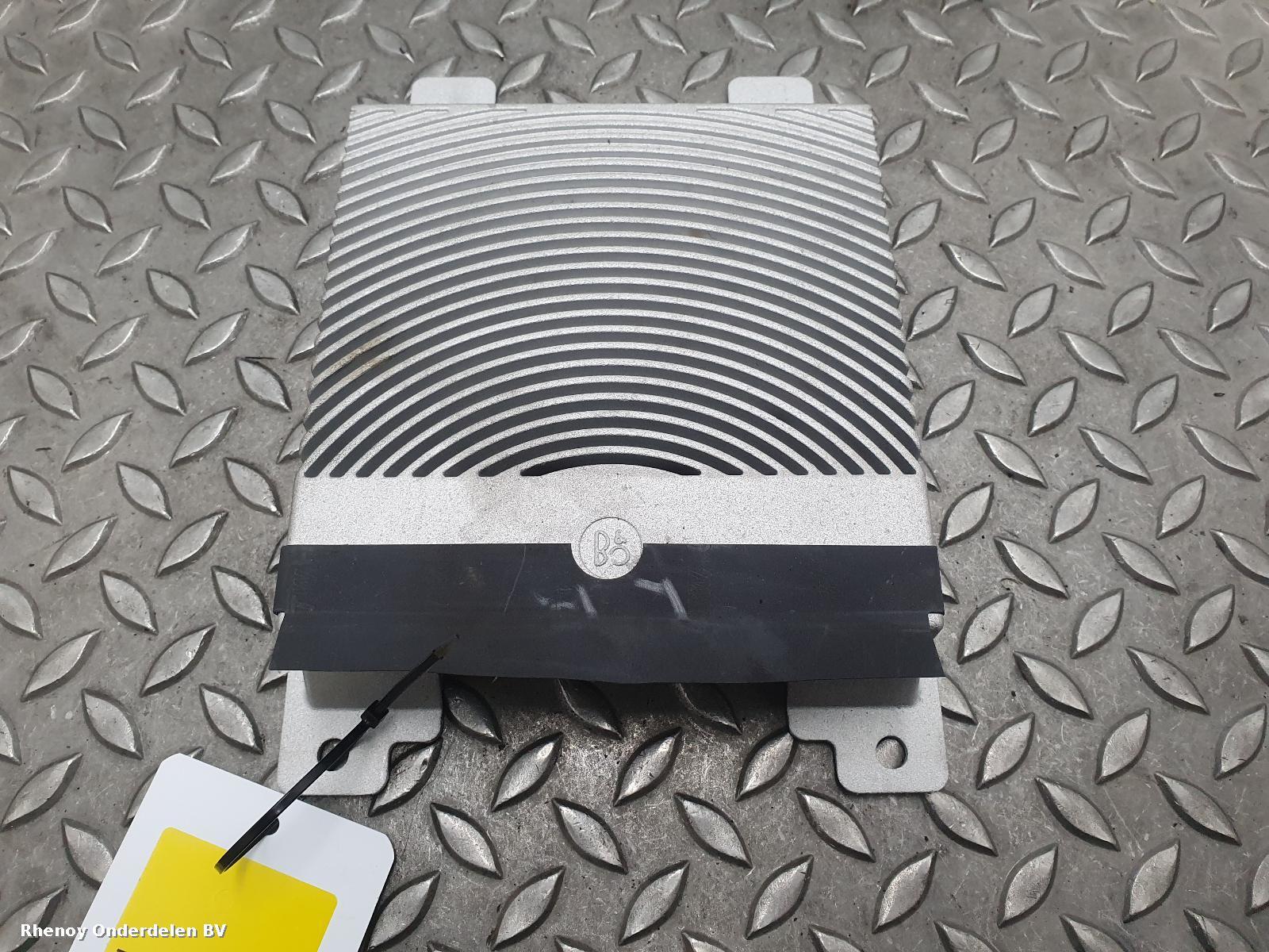 Bekijk Auto-onderdeel VERSTERKER UNIT AUDIO FORD PUMA 2023
