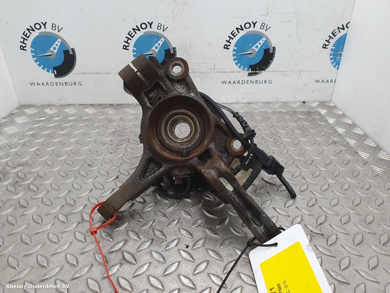 Bekijk Auto-onderdeel FUSEE RV KIA PICANTO 2021
