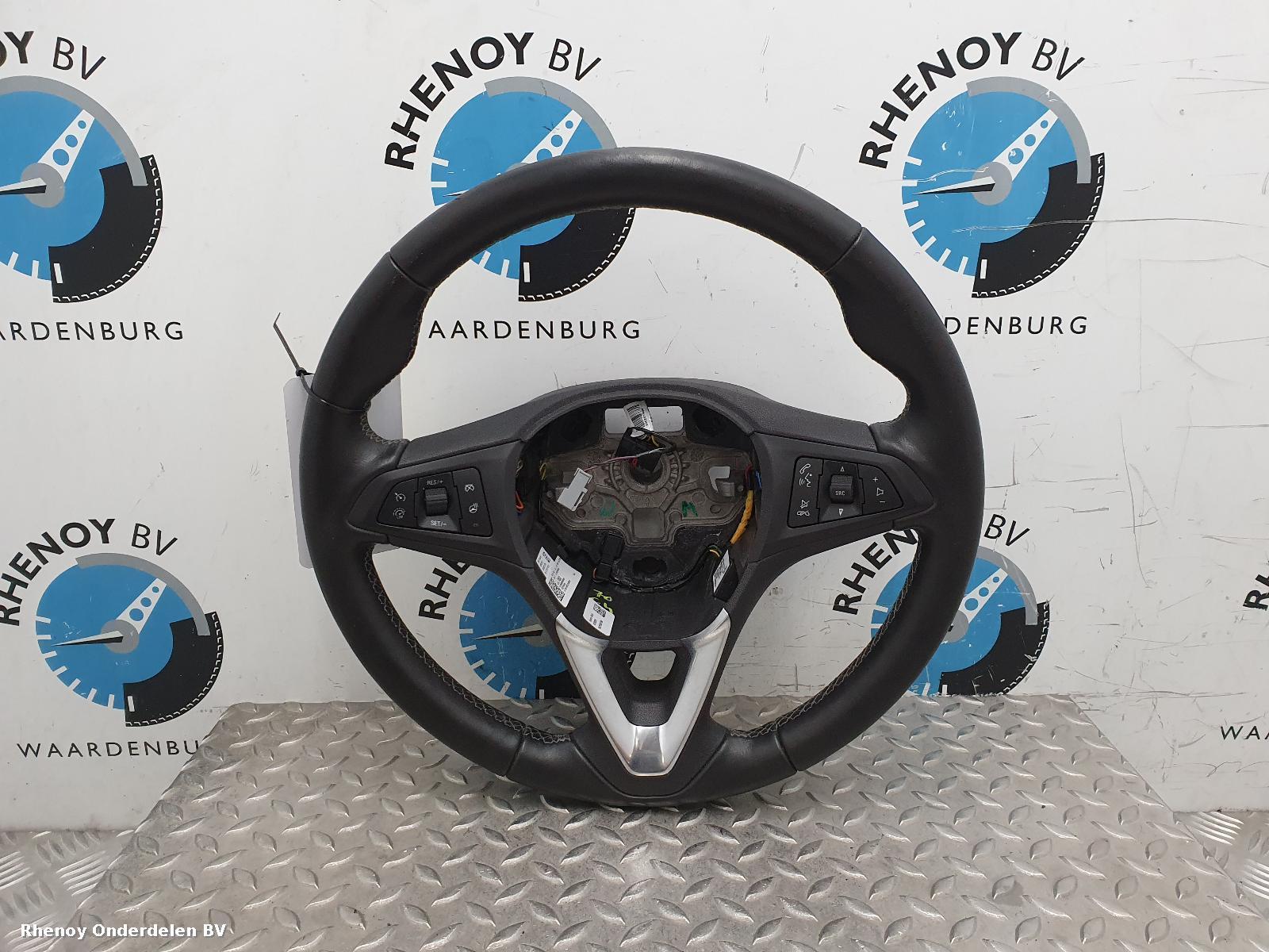 Bekijk Auto-onderdeel STUURWIEL OPEL / VAUXHALL VIVA 2019