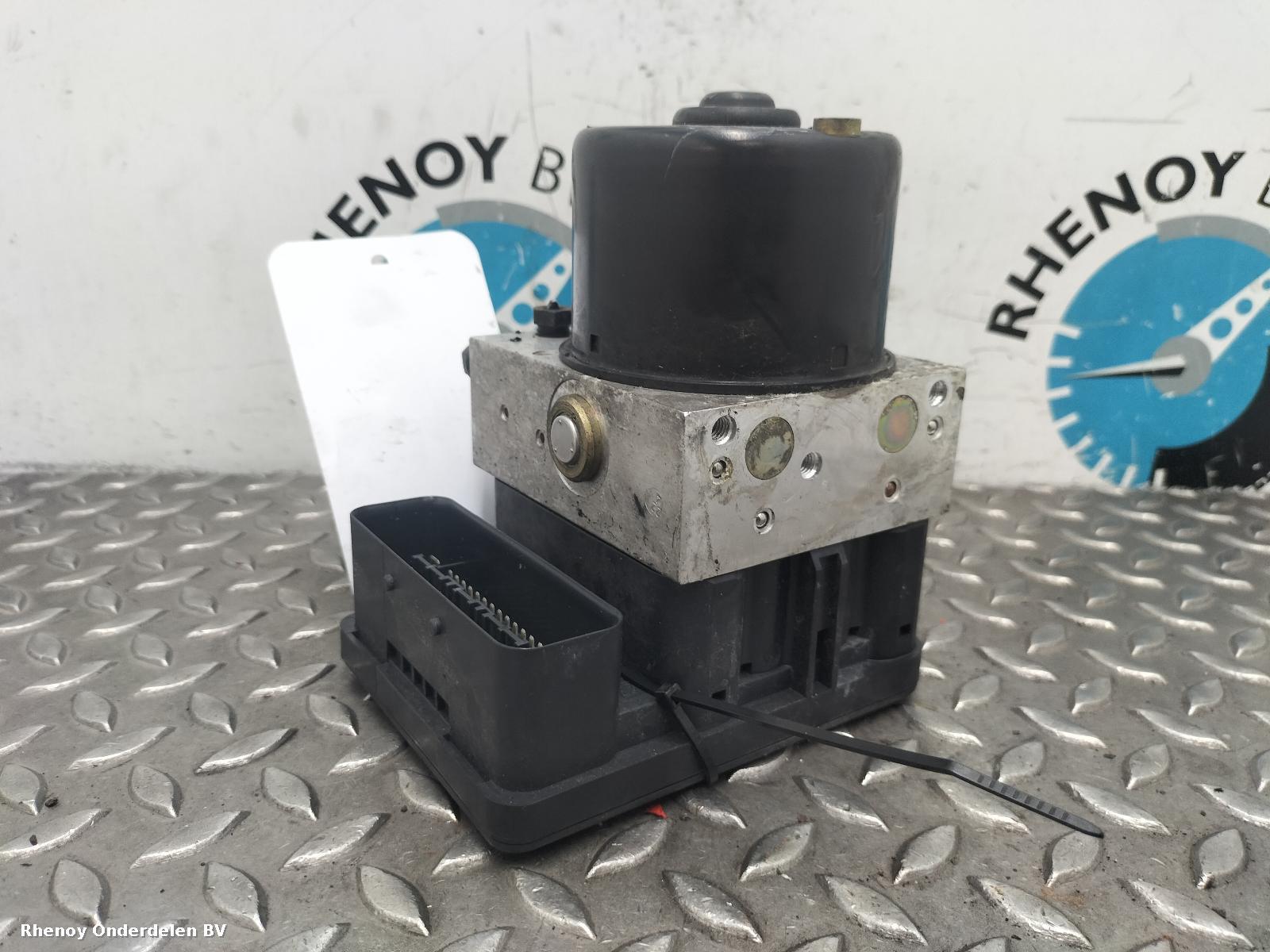 Bekijk Auto-onderdeel ABS POMP  BMW Z4 2004