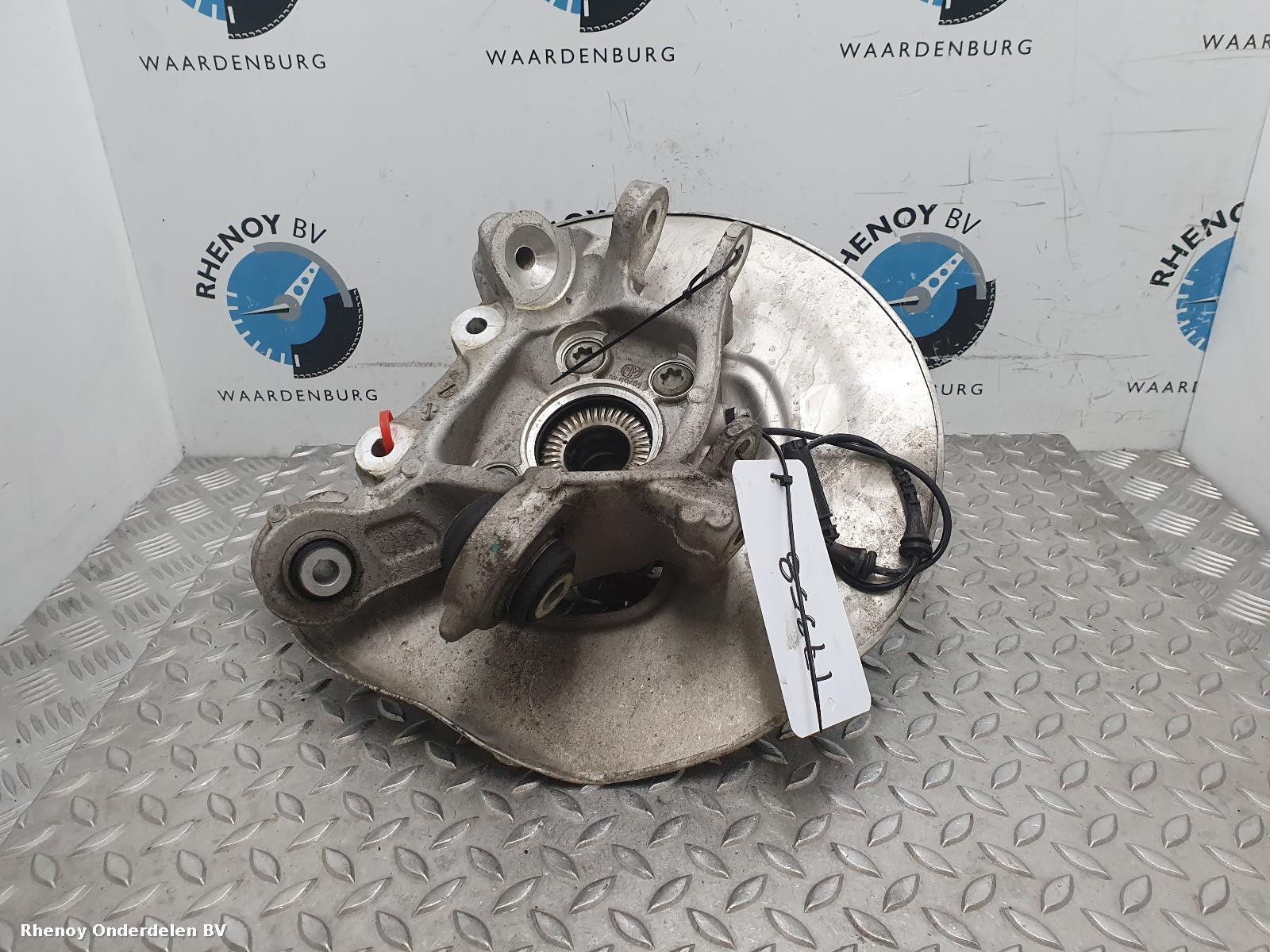 Bekijk Auto-onderdeel FUSEE RA  BMW 3 SERIES 2020