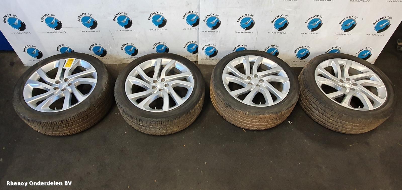 Bekijk Auto-onderdeel VELGEN SET LAND ROVER DISCOVERY SPORT 2015