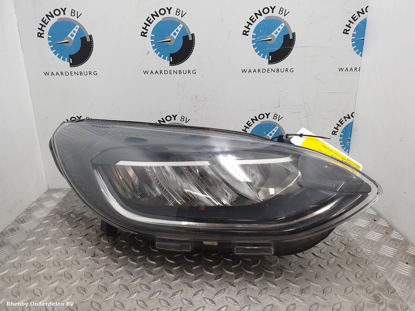Bekijk Auto-onderdeel KOPLAMP R FORD FIESTA 2023