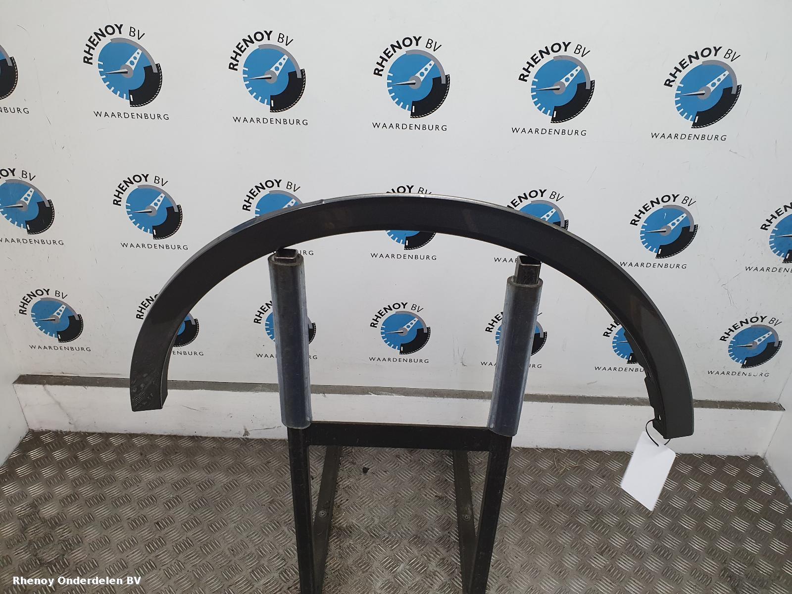 Bekijk Auto-onderdeel SPATBORD VERBREDER FORD KUGA 2020