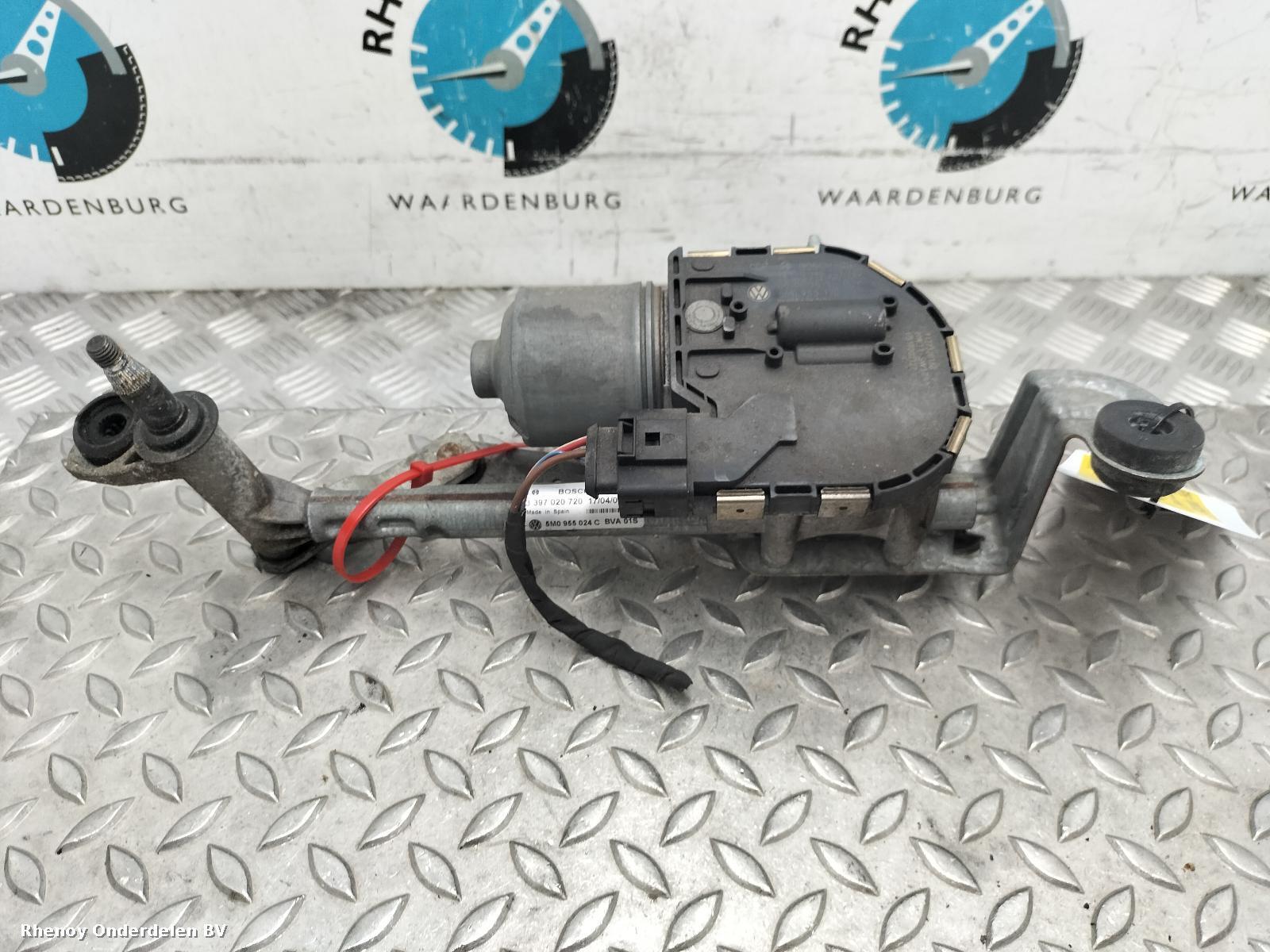 Bekijk Auto-onderdeel RUITENWISSERMOTOR VOOR VOLKSWAGEN GOLF PLUS 2005