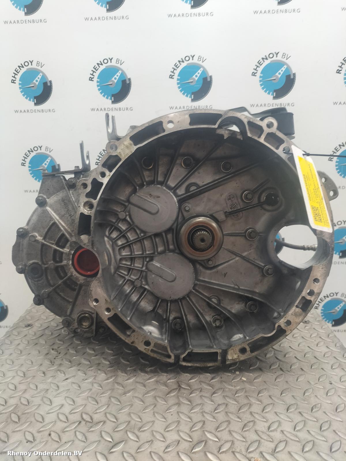 View Auto part Gearbox MERCEDES A CLASS 2013