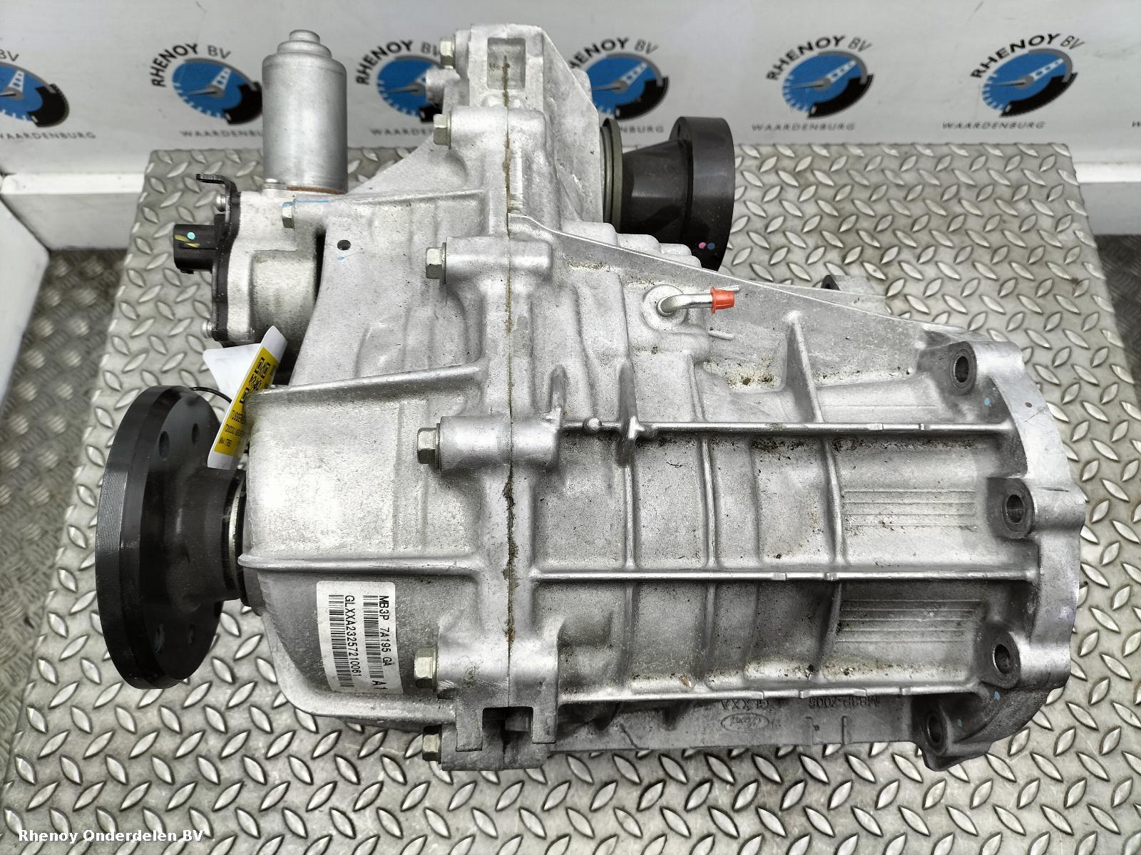 View Auto part TUSSENBAK FORD RANGER 2023