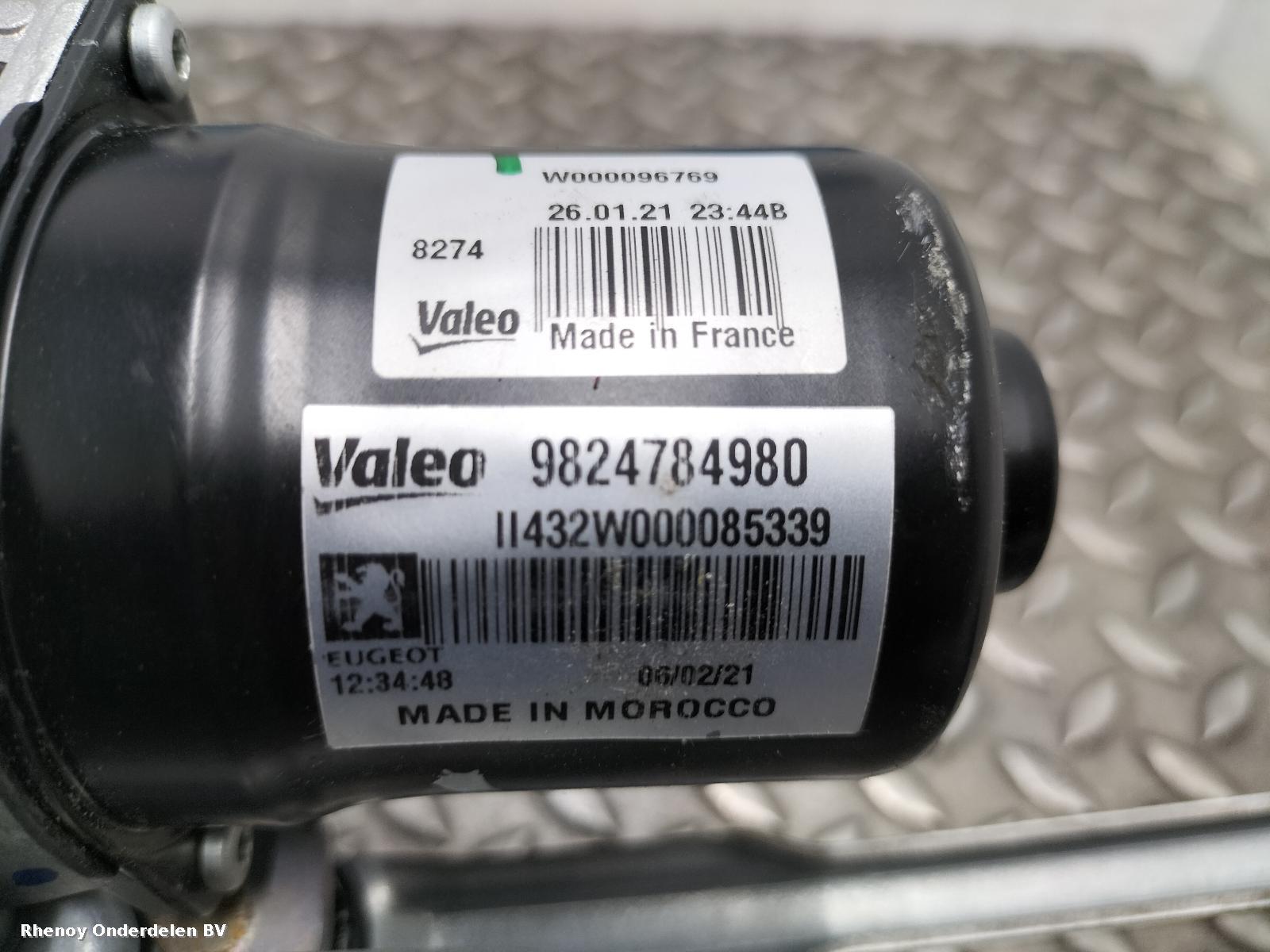 View Auto part RUITENWISSERMOTOR VOOR OPEL / VAUXHALL CORSA 2021