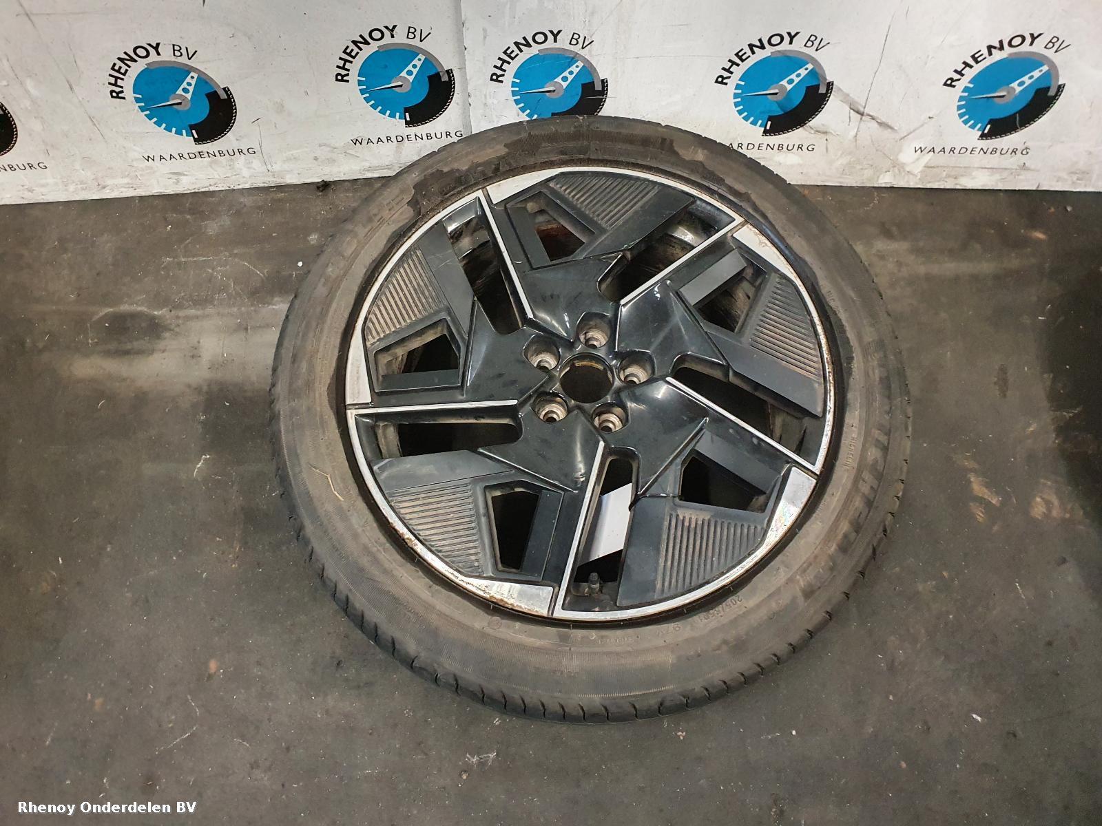 Bekijk Auto-onderdeel VELG PEUGEOT 408 2023