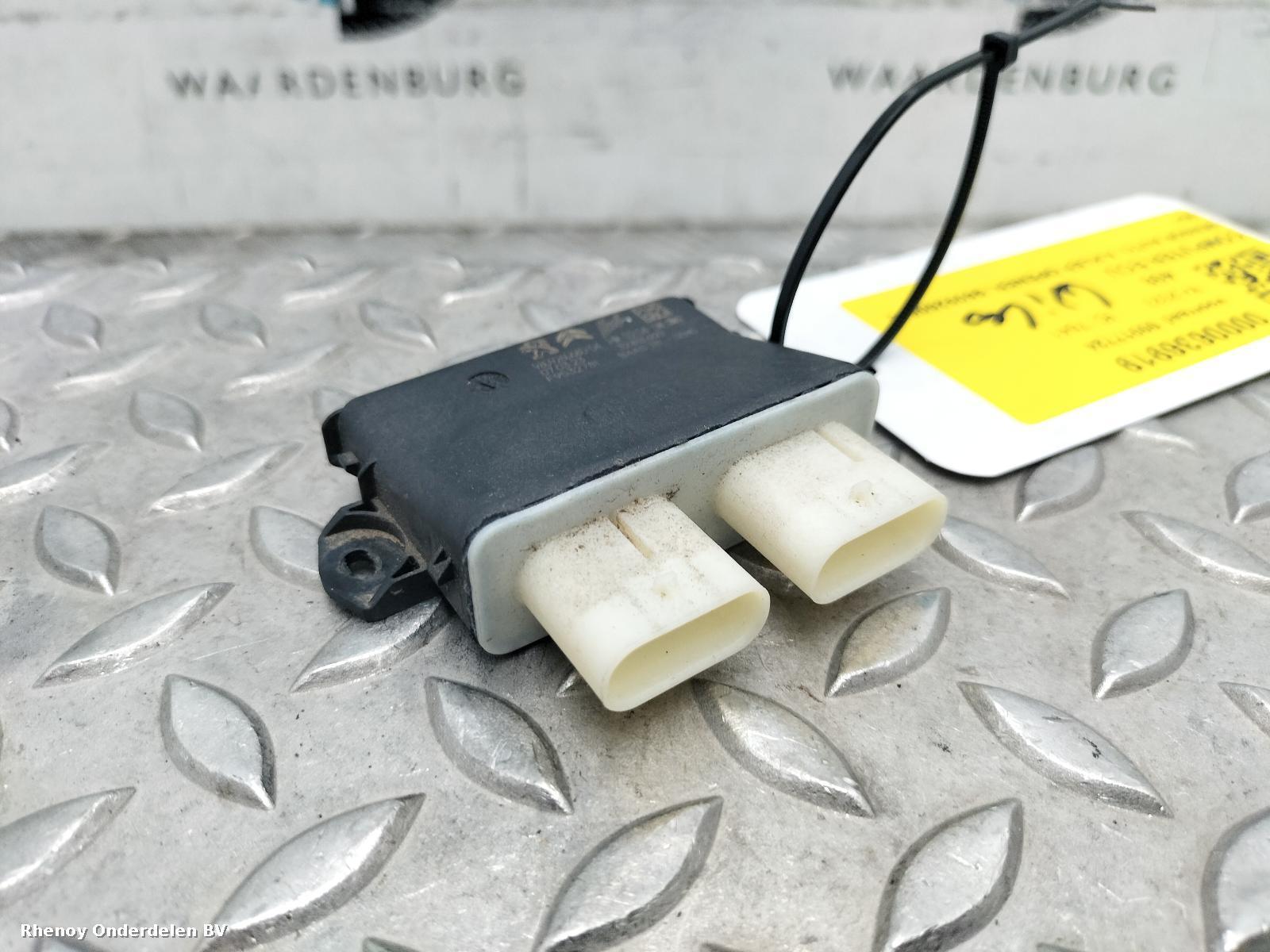 View Auto part ECU PEUGEOT 408 2023