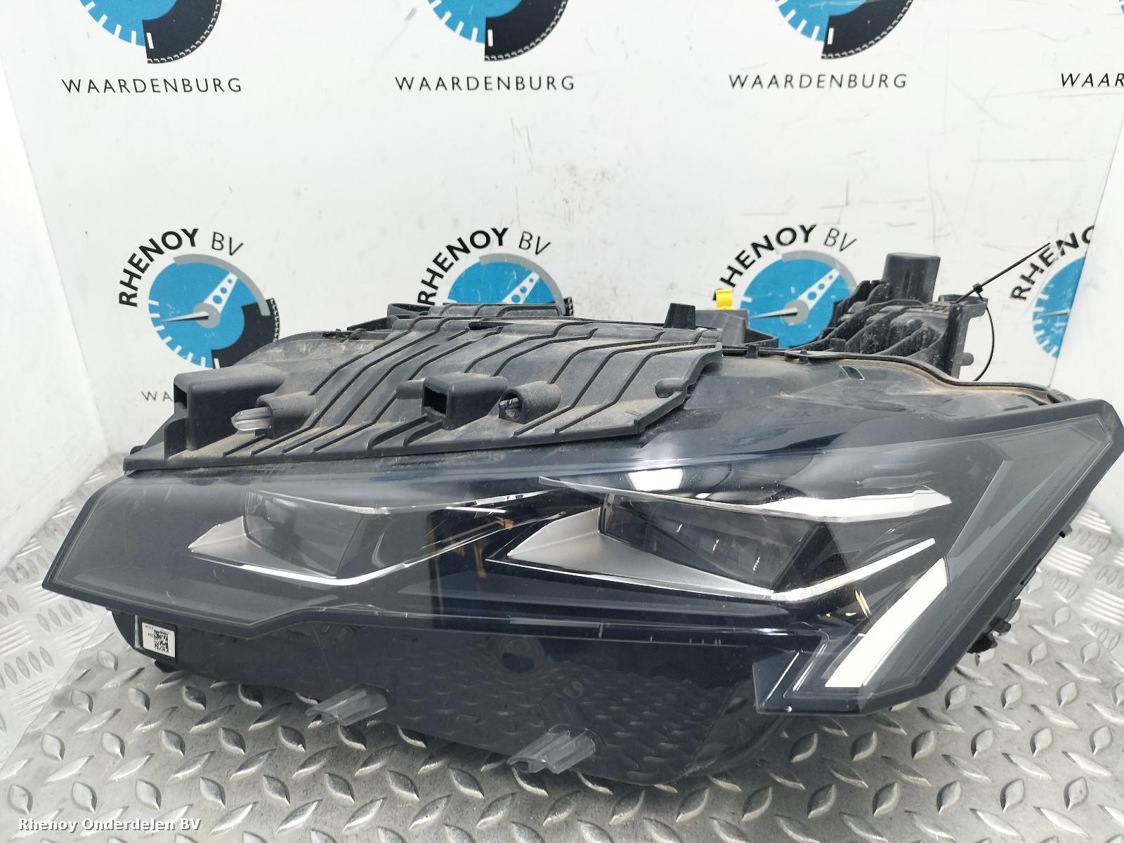 Bekijk Auto-onderdeel KOPLAMP L PEUGEOT 408 2023
