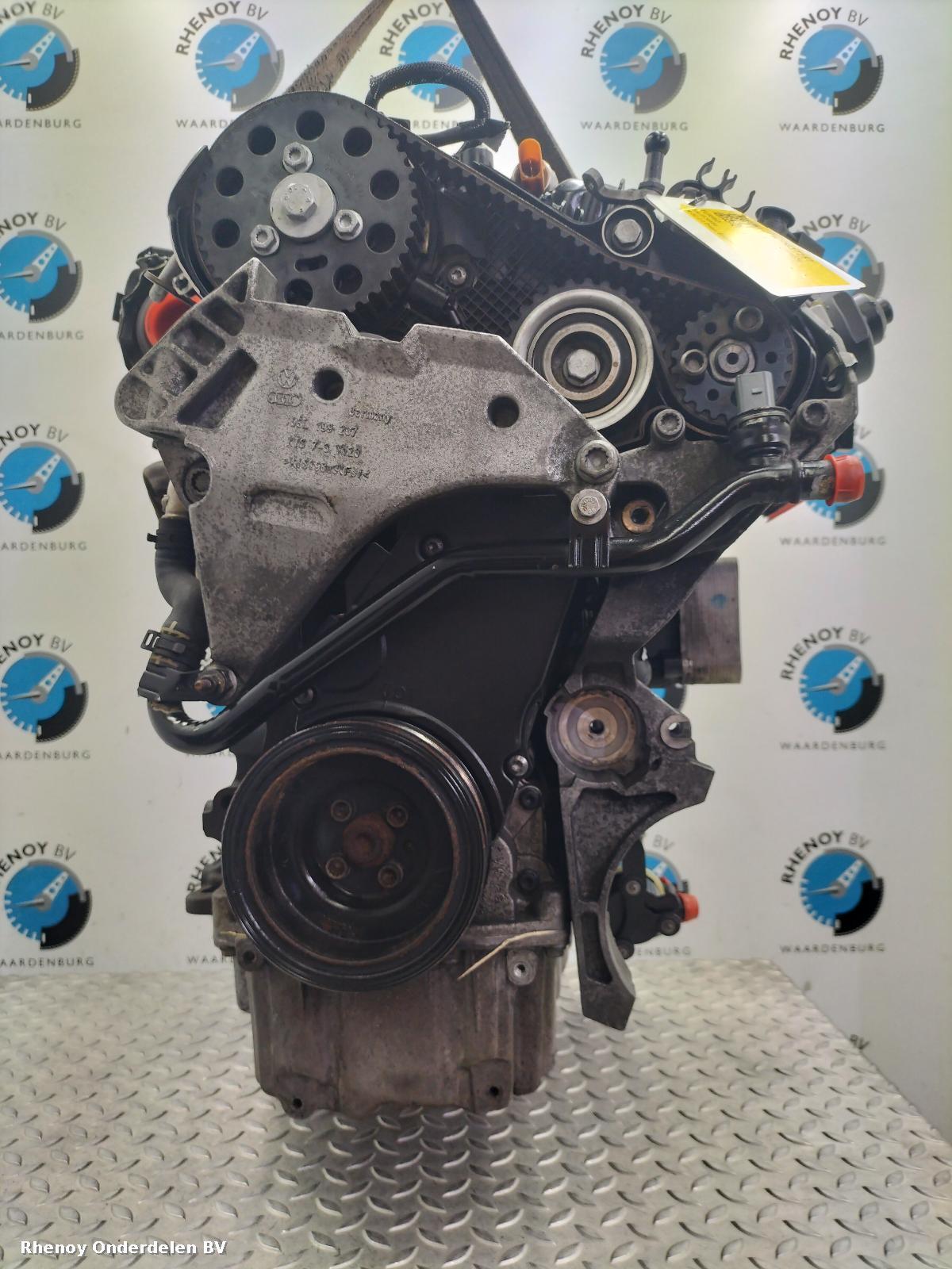 View Auto part Engine VOLKSWAGEN PASSAT 2012