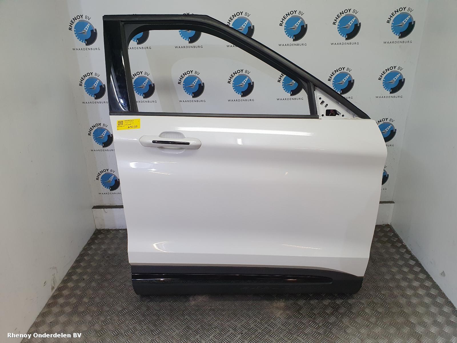 View Auto part R Front Door FORD EXPLORER 2023