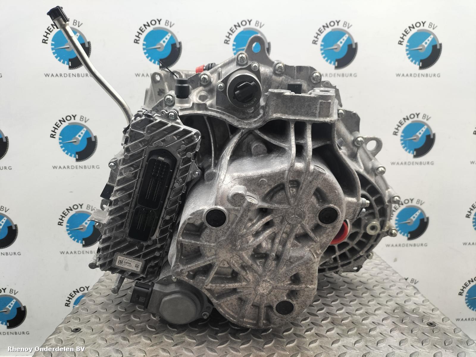 View Auto part TRANSMISSIE / VERSNELLINGSBAK MERCEDES CLA 2022