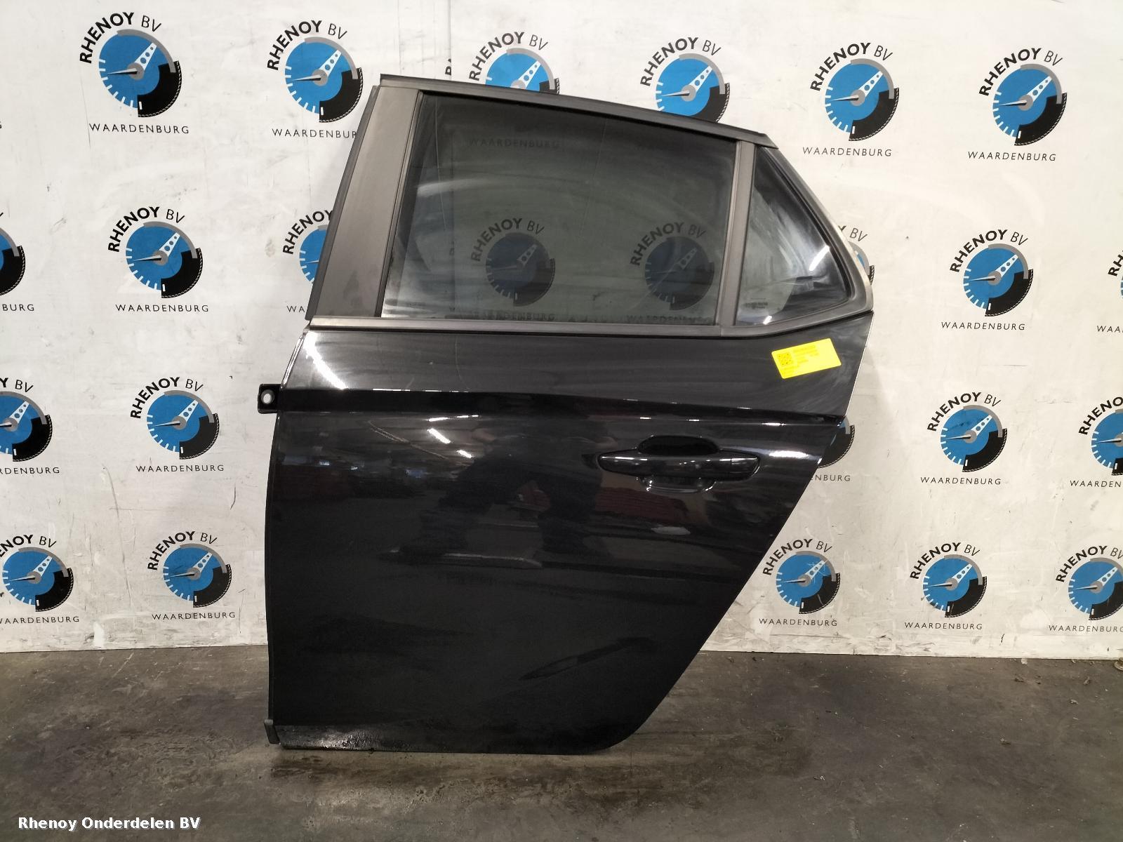 Bekijk Auto-onderdeel PORTIER LA  OPEL / VAUXHALL CORSA 2022