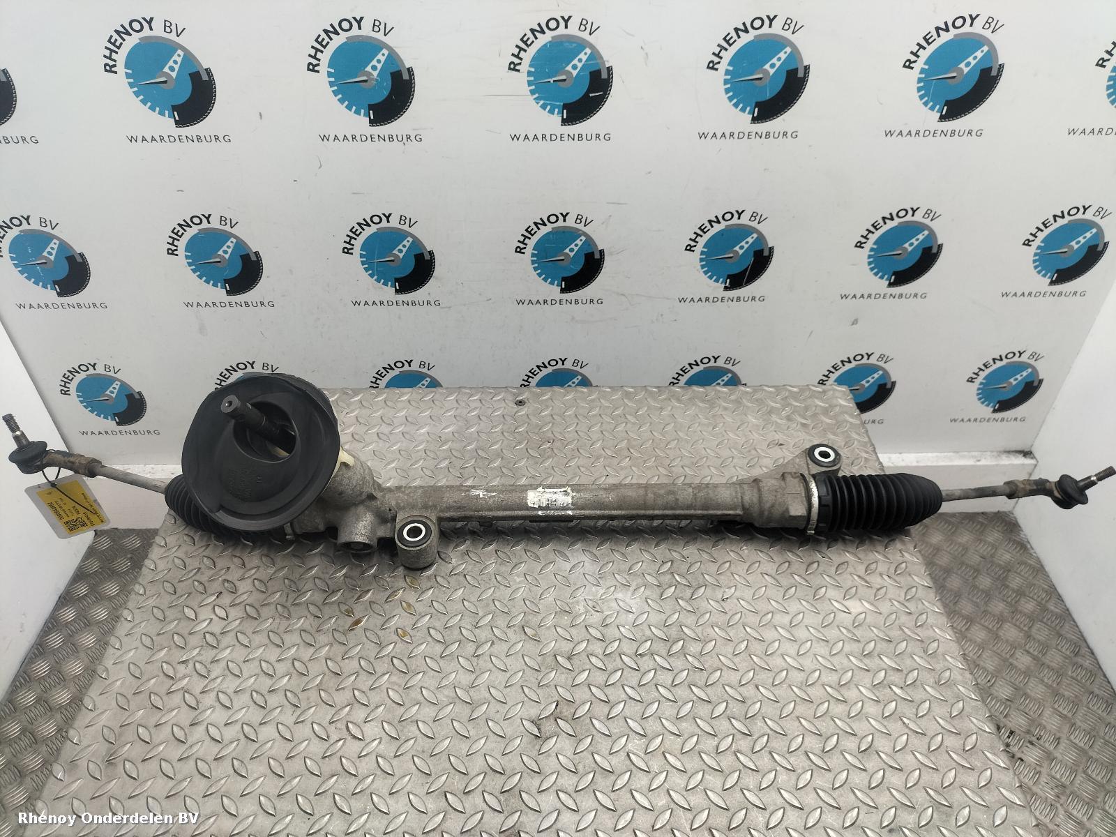 Bekijk Auto-onderdeel STUURHUIS FORD FIESTA 2014