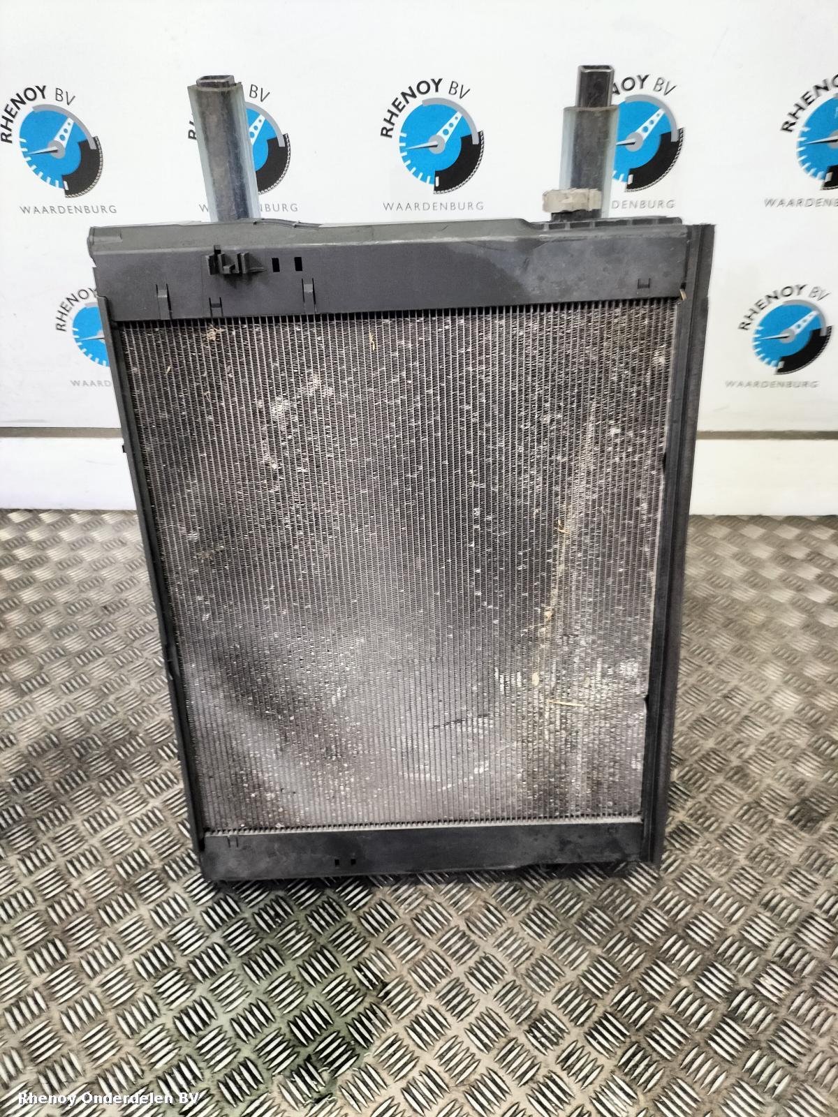 Bekijk Auto-onderdeel KOELERPAKKET BMW 3 SERIES 2016