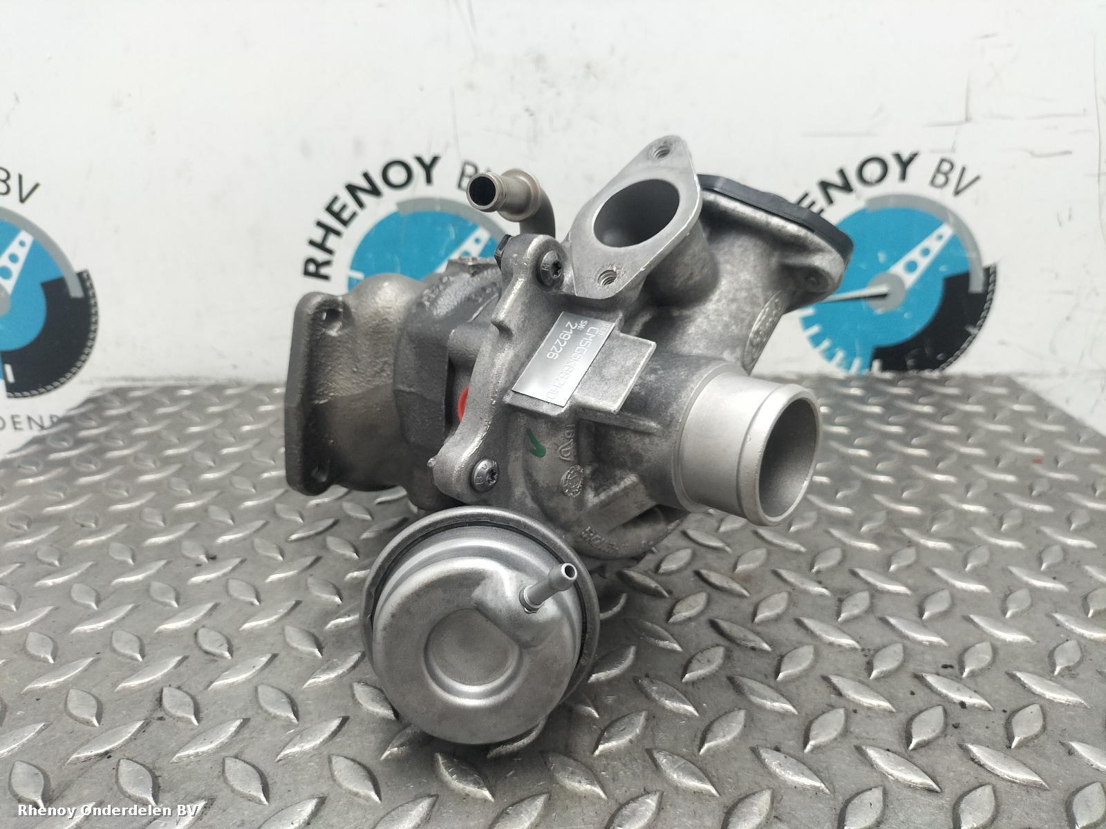 Bekijk Auto-onderdeel TURBO FORD FOCUS 2014