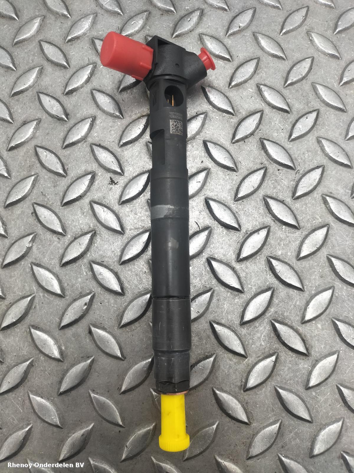Bekijk Auto-onderdeel BRANDSTOF INJECTOR / VERSTUIVER MERCEDES SPRINTER 2016
