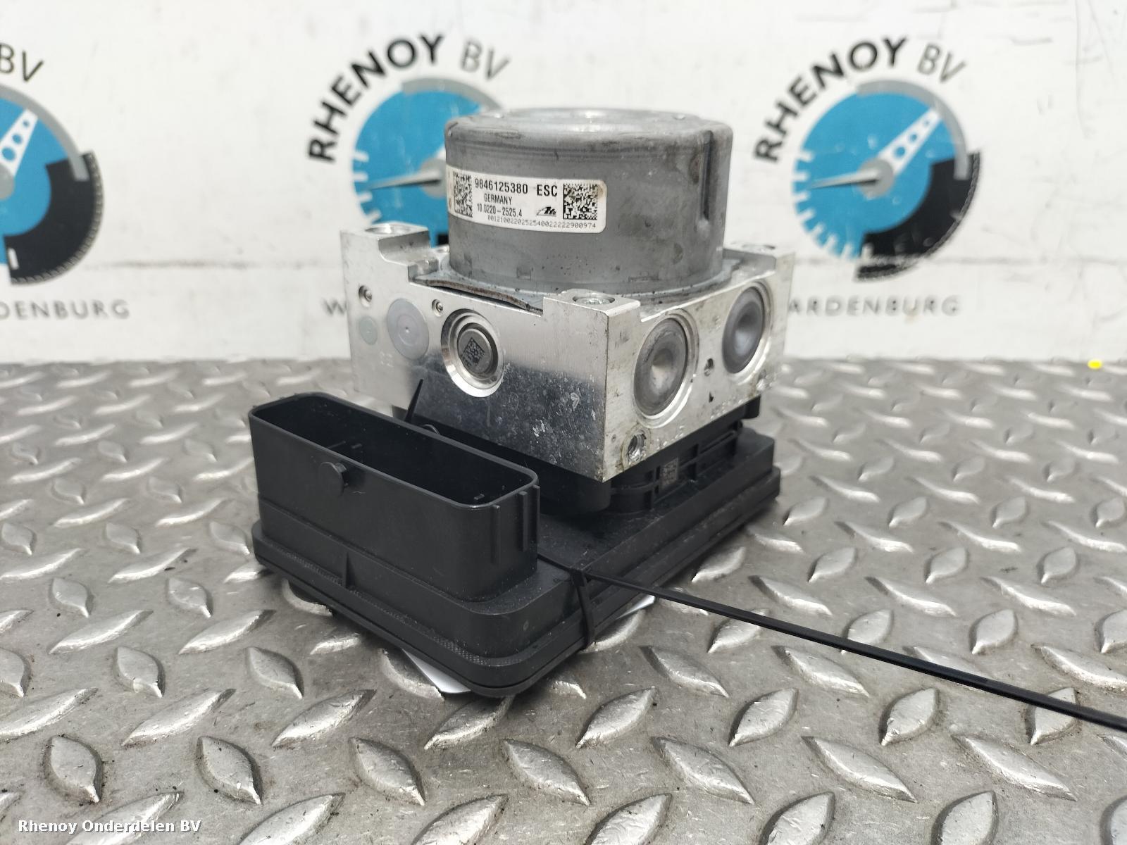 Bekijk Auto-onderdeel ABS POMP  OPEL / VAUXHALL CORSA 2022