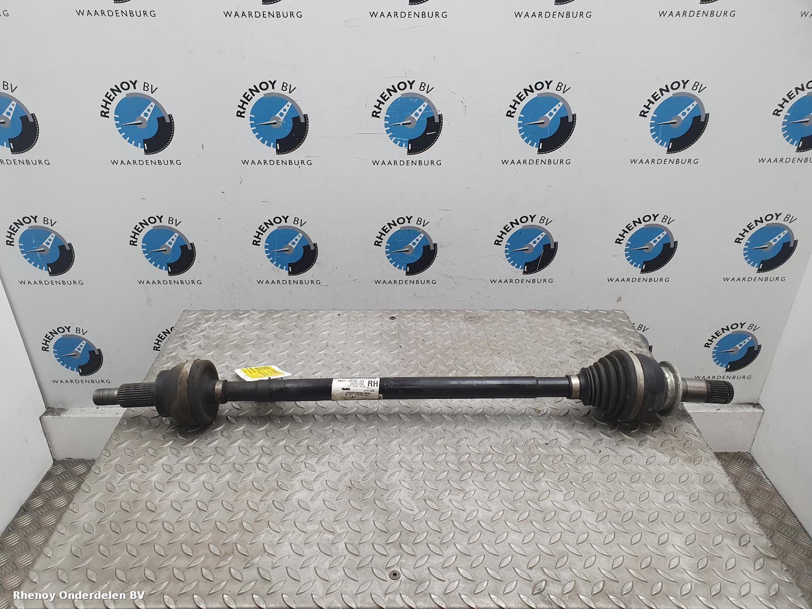 Bekijk Auto-onderdeel AANDRIJFAS R LAND ROVER RANGE ROVER VELAR 2023