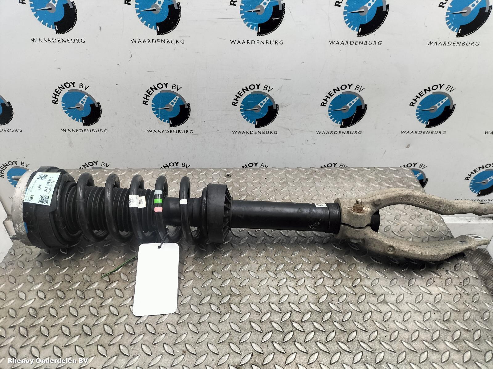 Bekijk Auto-onderdeel VEERPOOT / SCHOKBREKER LV LAND ROVER RANGE ROVER VELAR 2023