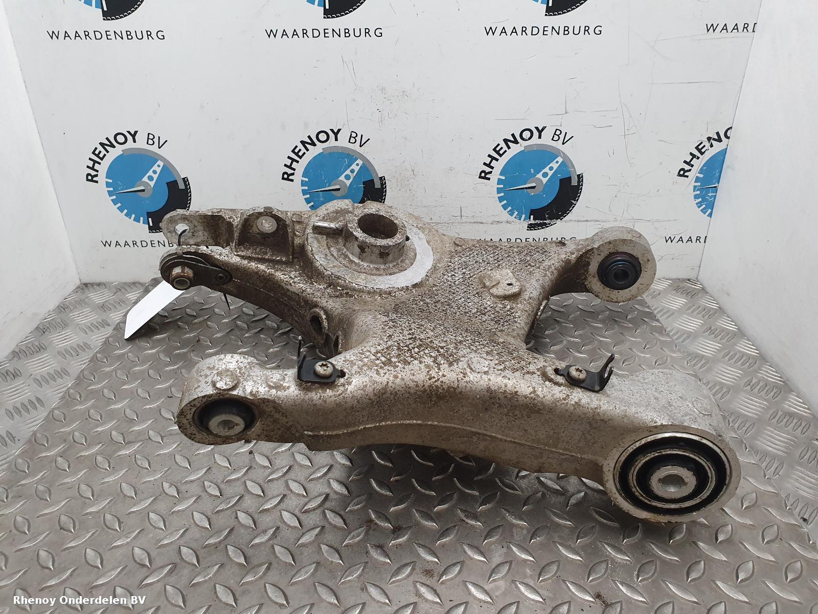 Bekijk Auto-onderdeel DRAAGARM ONDER RA LAND ROVER RANGE ROVER VELAR 2023