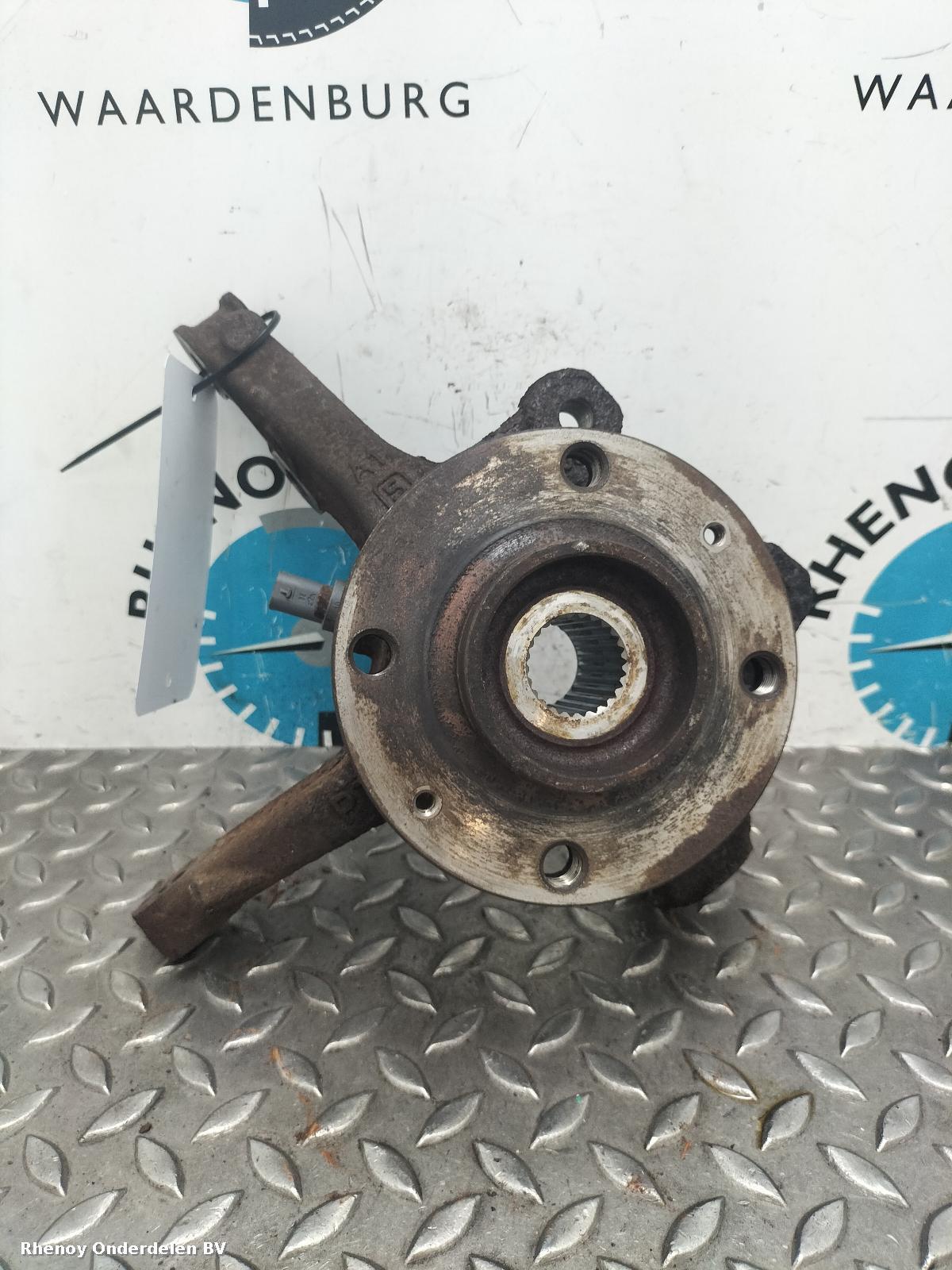 Bekijk Auto-onderdeel FUSEE RV PEUGEOT 208 2020