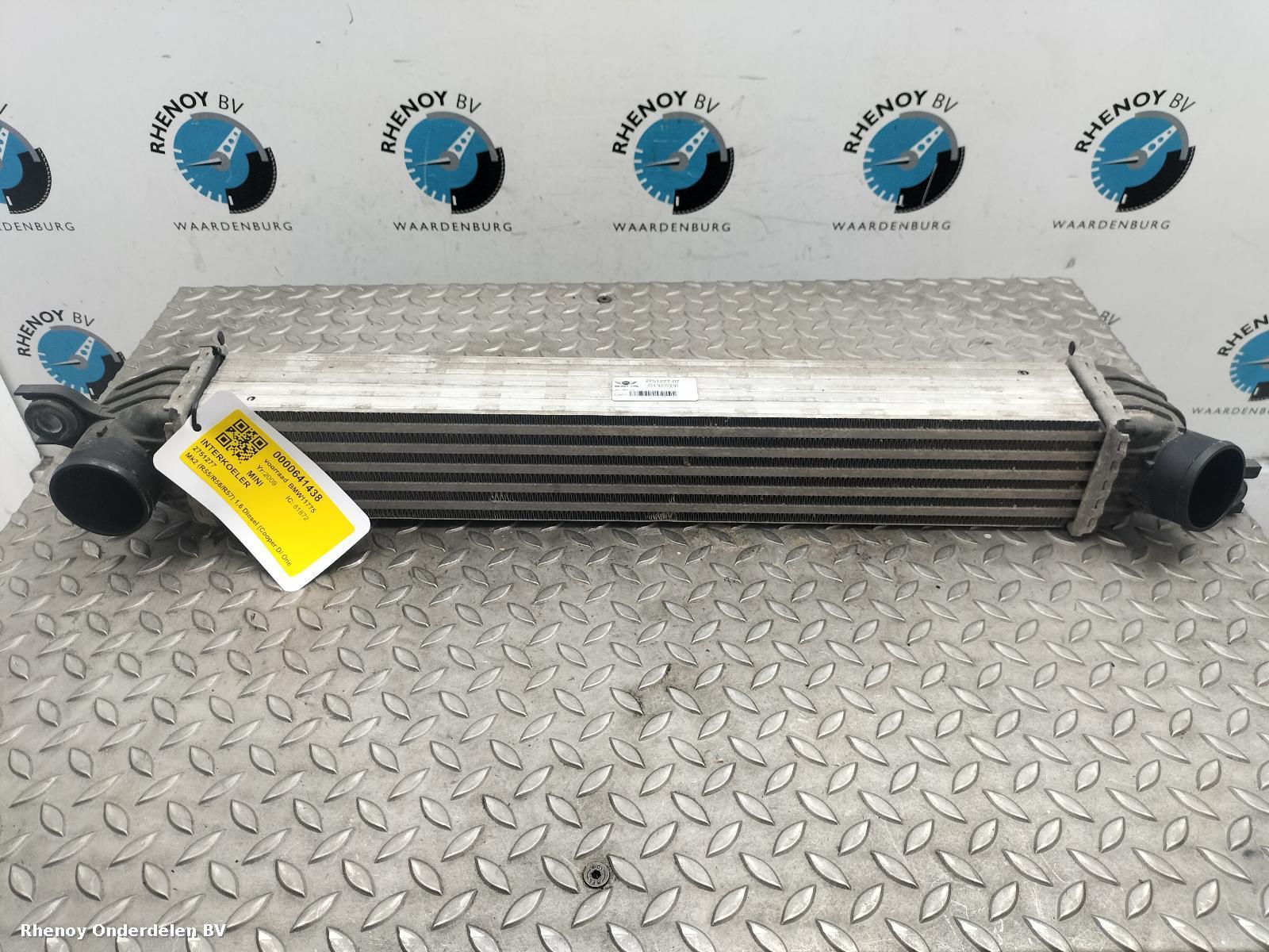 Bekijk Auto-onderdeel INTERKOELER MINI (BMW) MINI 2009