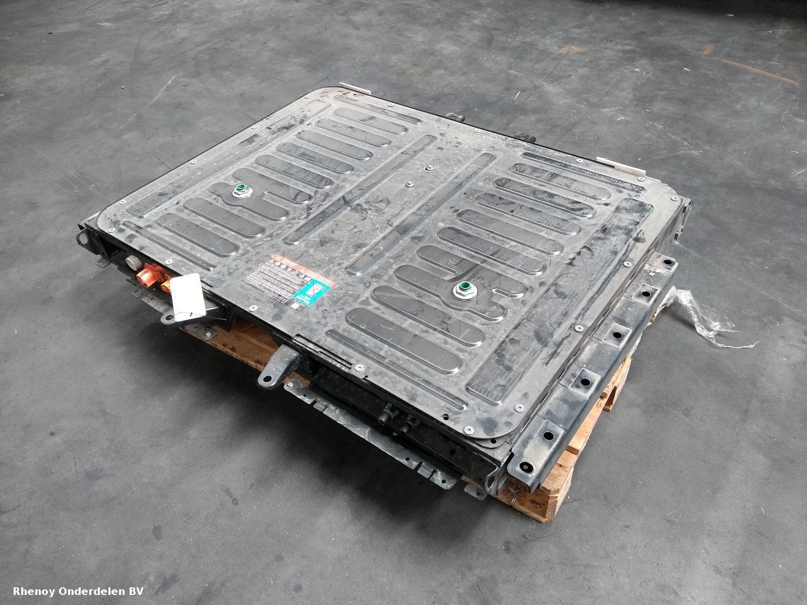 Bekijk Auto-onderdeel EV / HYBRIDE ACCU / BATTERIJ (HOOG VOLTAGE) FORD KUGA 2023