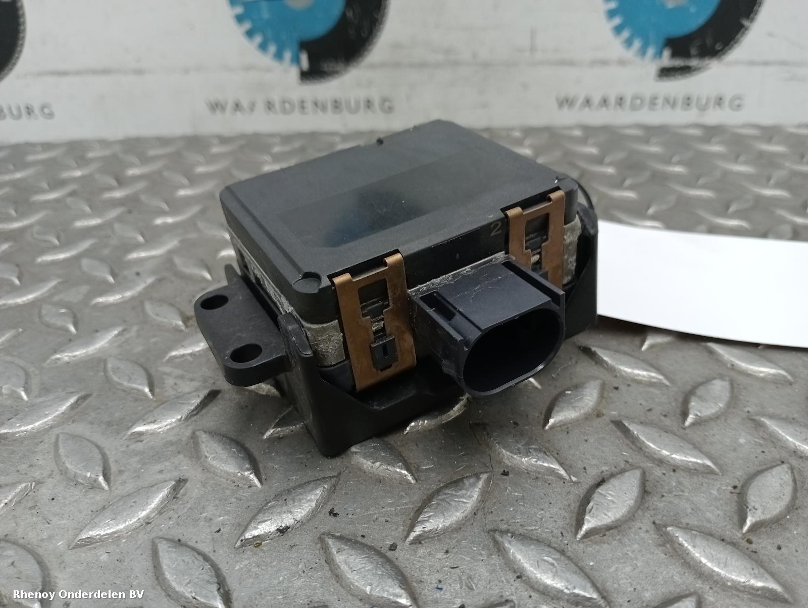 Bekijk Auto-onderdeel SENSOR RADAR LAND ROVER DISCOVERY SPORT 2020