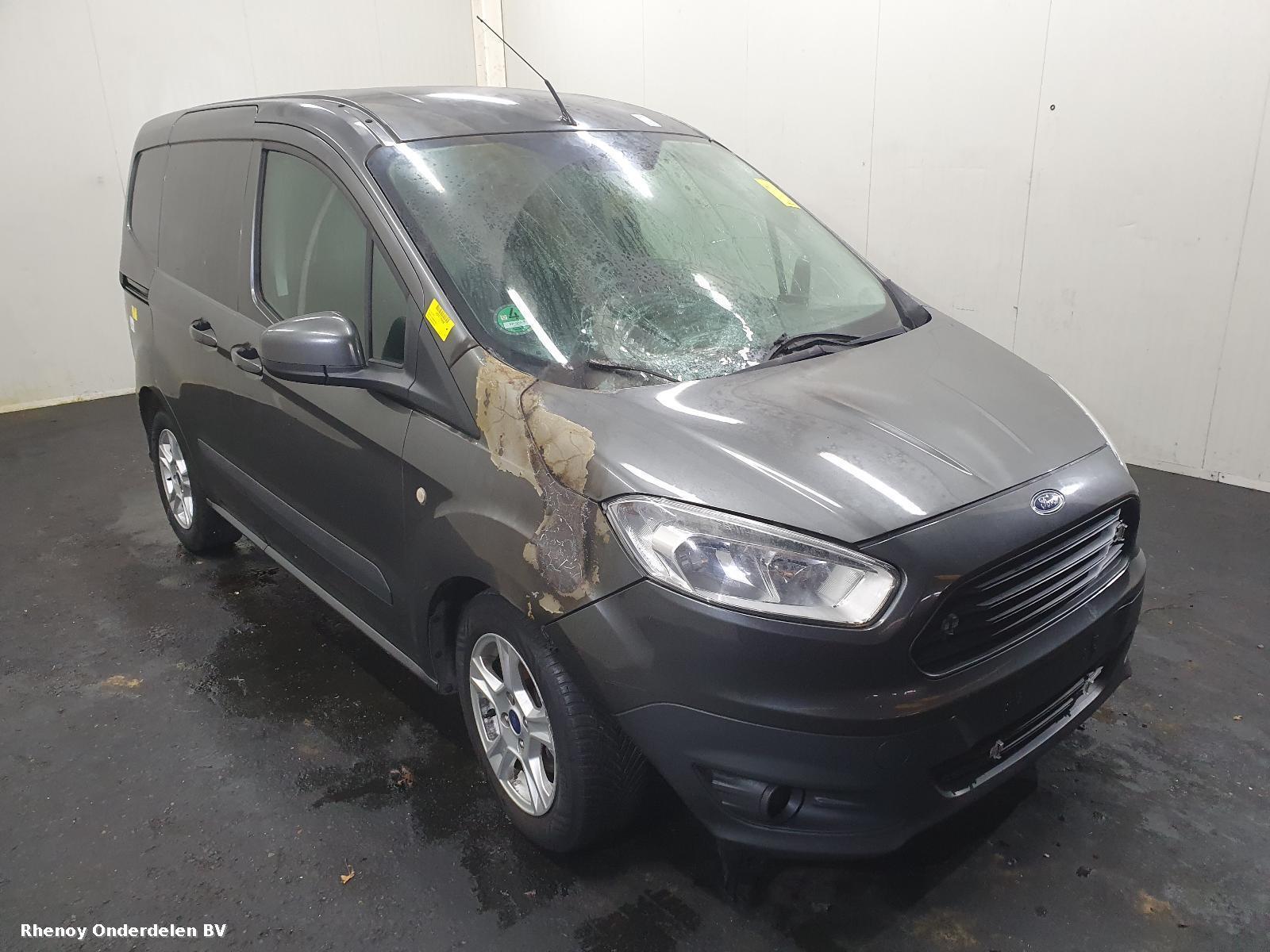 Bekijk Auto-onderdeel VOORKOP COMPLEET FORD TRANSIT COURIER 2015