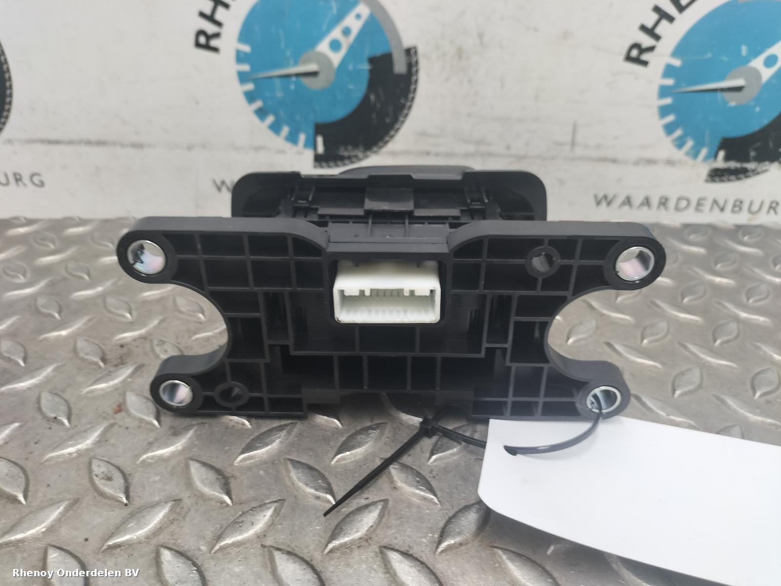 View Auto part VERSNELLINGSPOOK NISSAN QASHQAI 2023