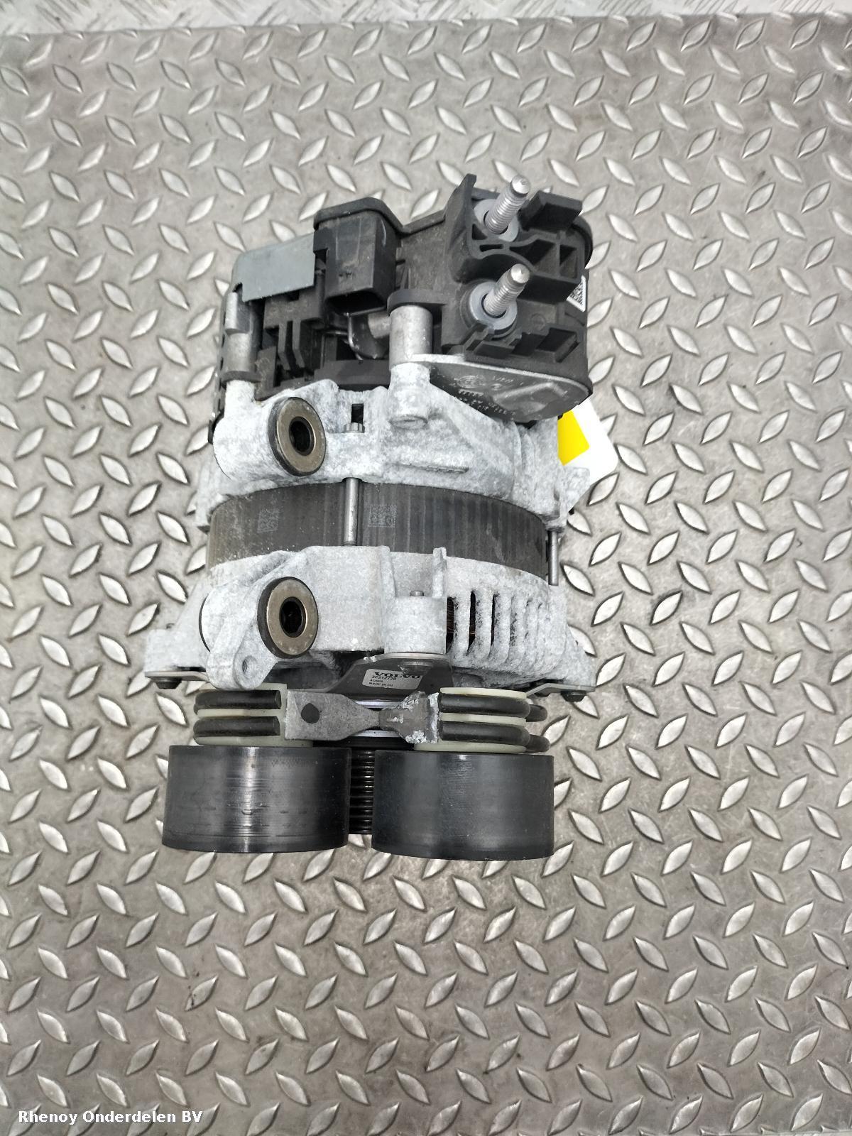 2021 VOLVO XC40 DYNAMO View Auto part DYNAMO VOLVO XC40 2021