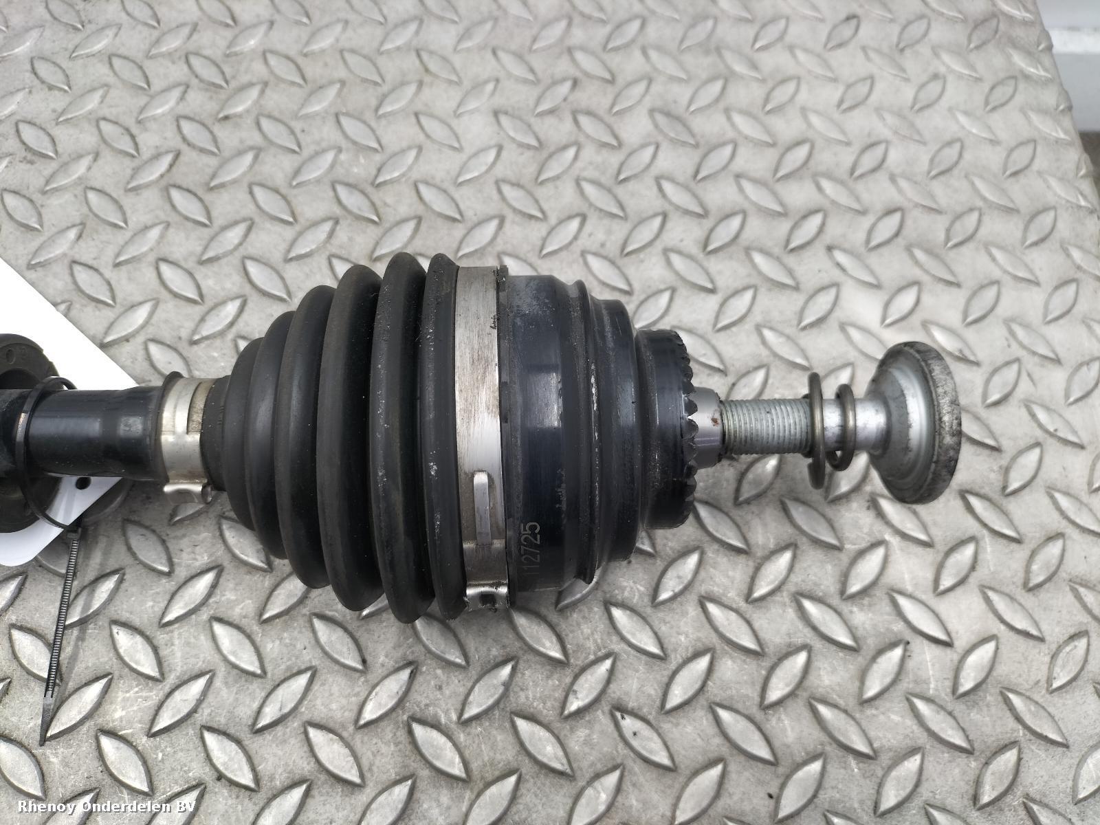 View Auto part AANDRIJFAS L BMW X1 2017