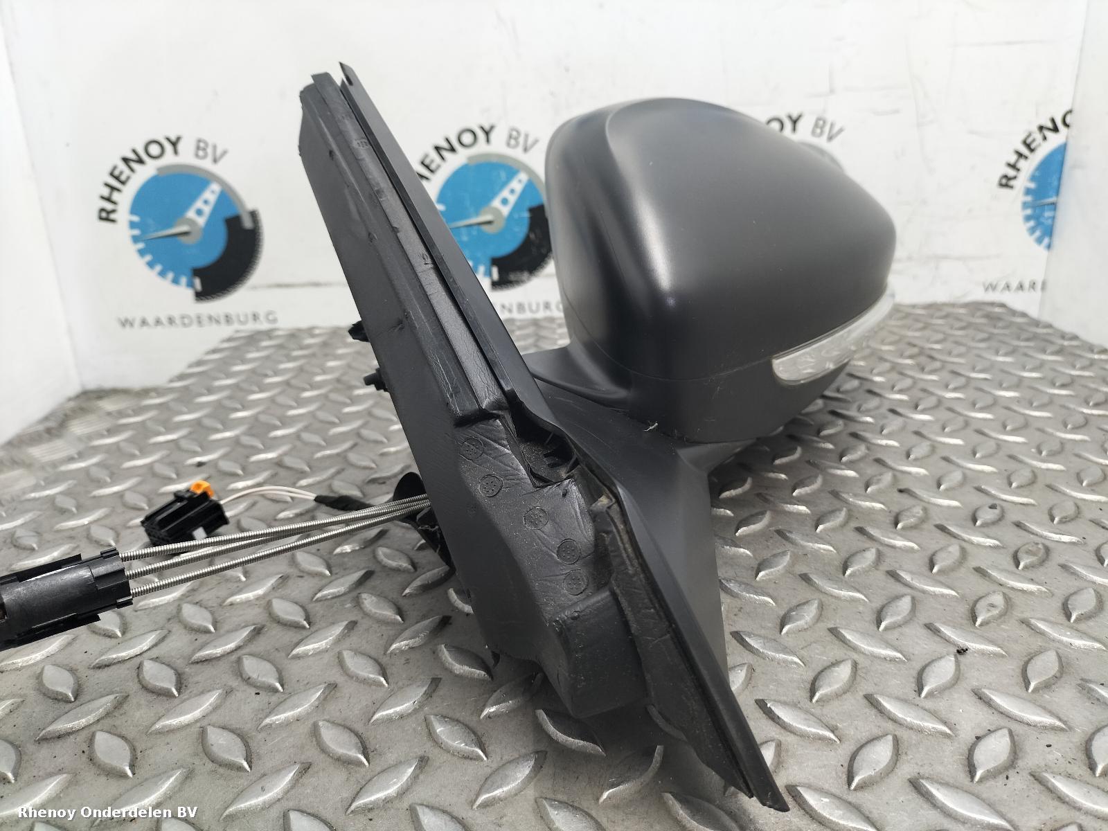 2022 PEUGEOT 208 SPIEGEL L View Auto part SPIEGEL L PEUGEOT 208 2022