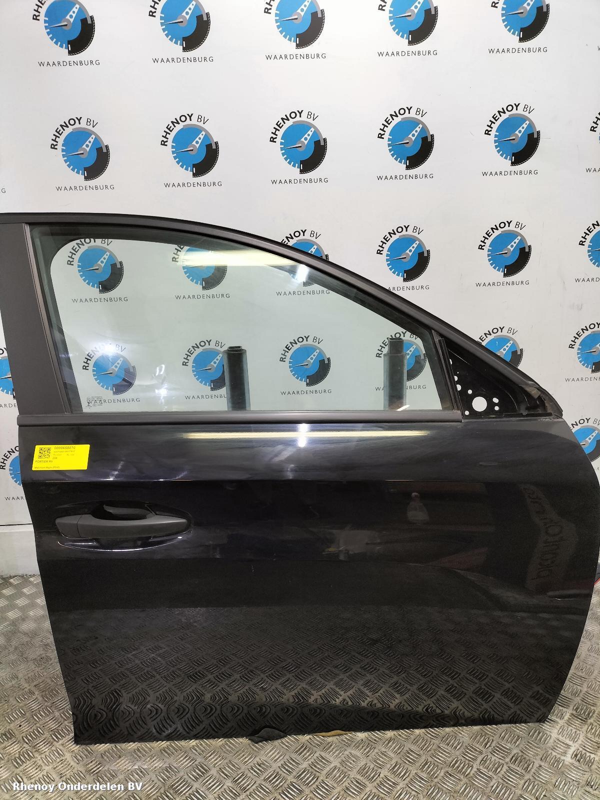 View Auto part R Front Door PEUGEOT 208 2022