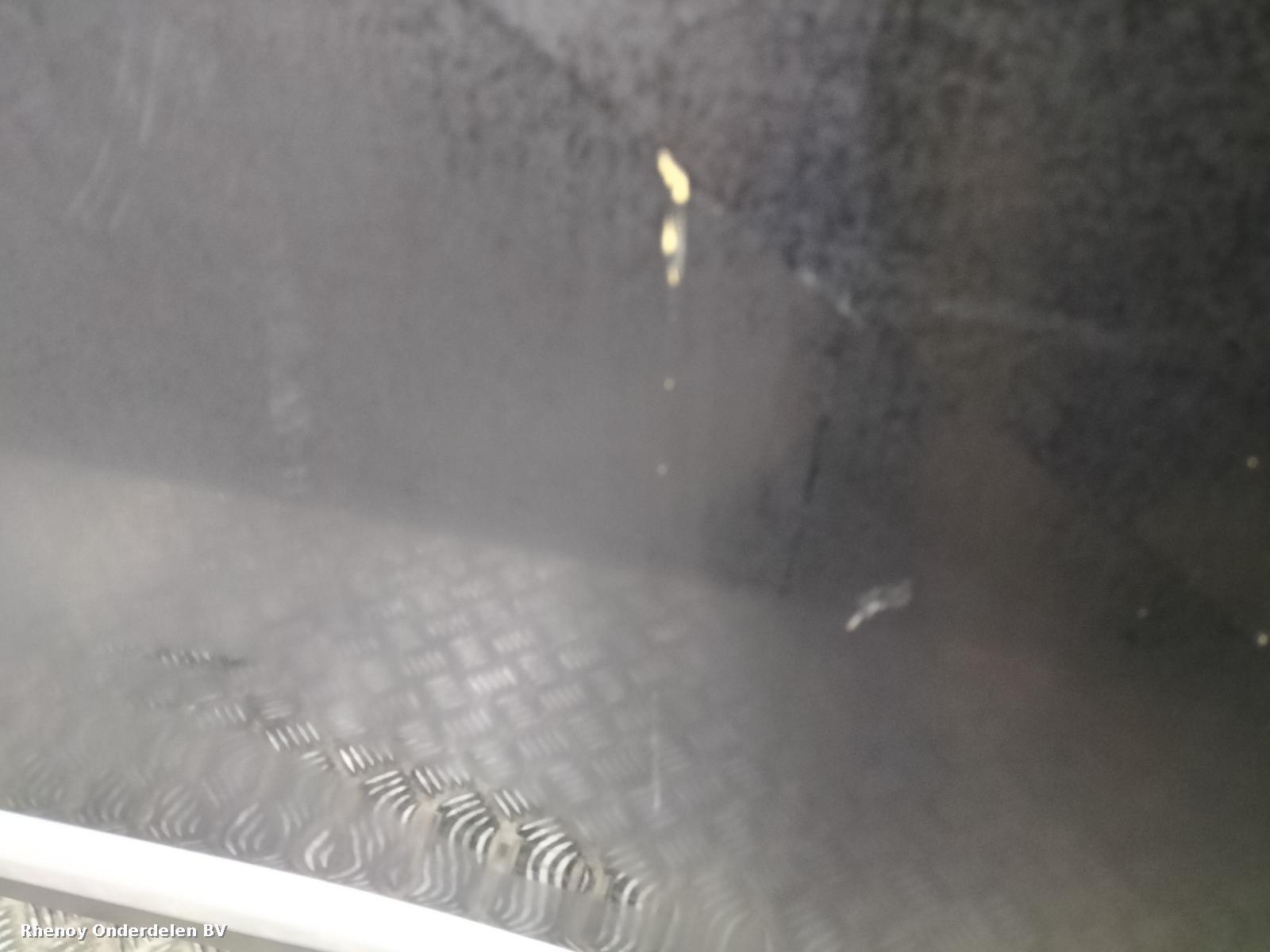 View Auto part PORTIER LA  PEUGEOT 2008 2023