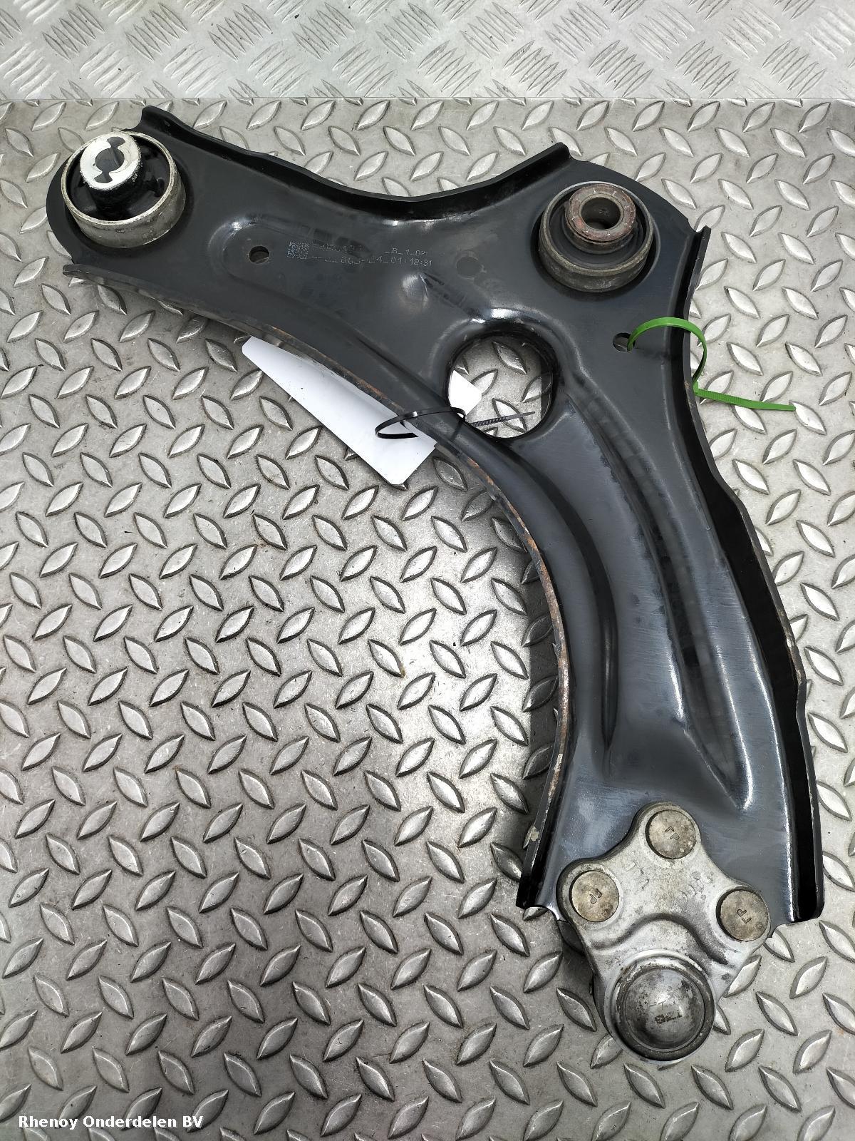 View Auto part DRAAGARM ONDER LV RENAULT CLIO 2024